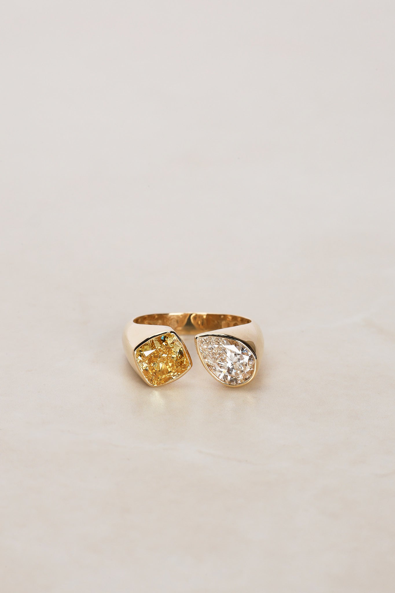 14K Yellow Gold Lab-Grown Pear and Yellow Square Toi e Moi Duo Ring, Size US 5.25