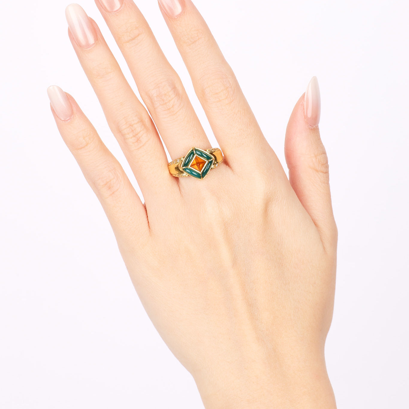 18K Yellow Gold Citrine and Diamond Ring, Size US 7.25