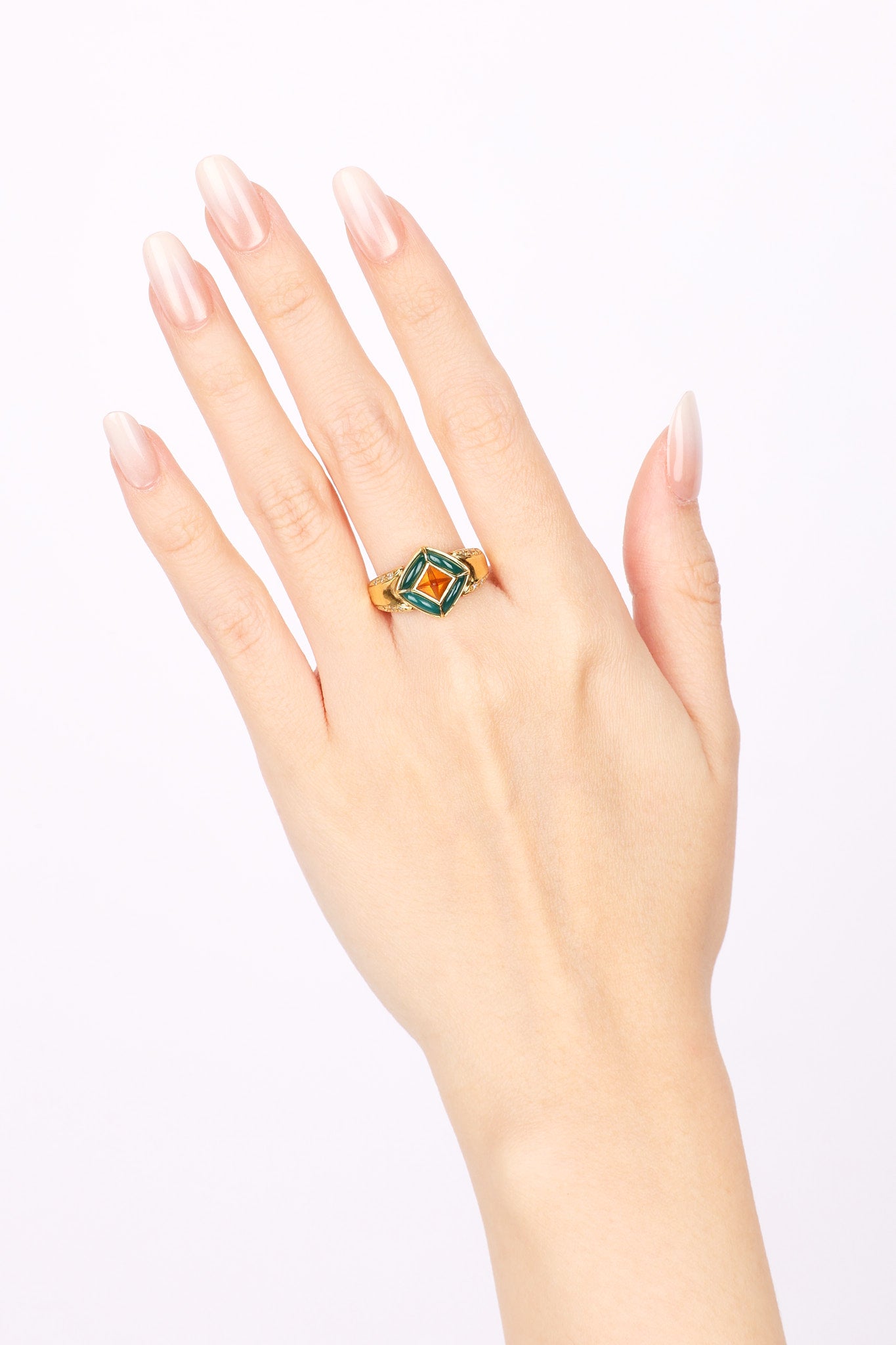 18K Yellow Gold Citrine and Diamond Ring, Size US 7.25