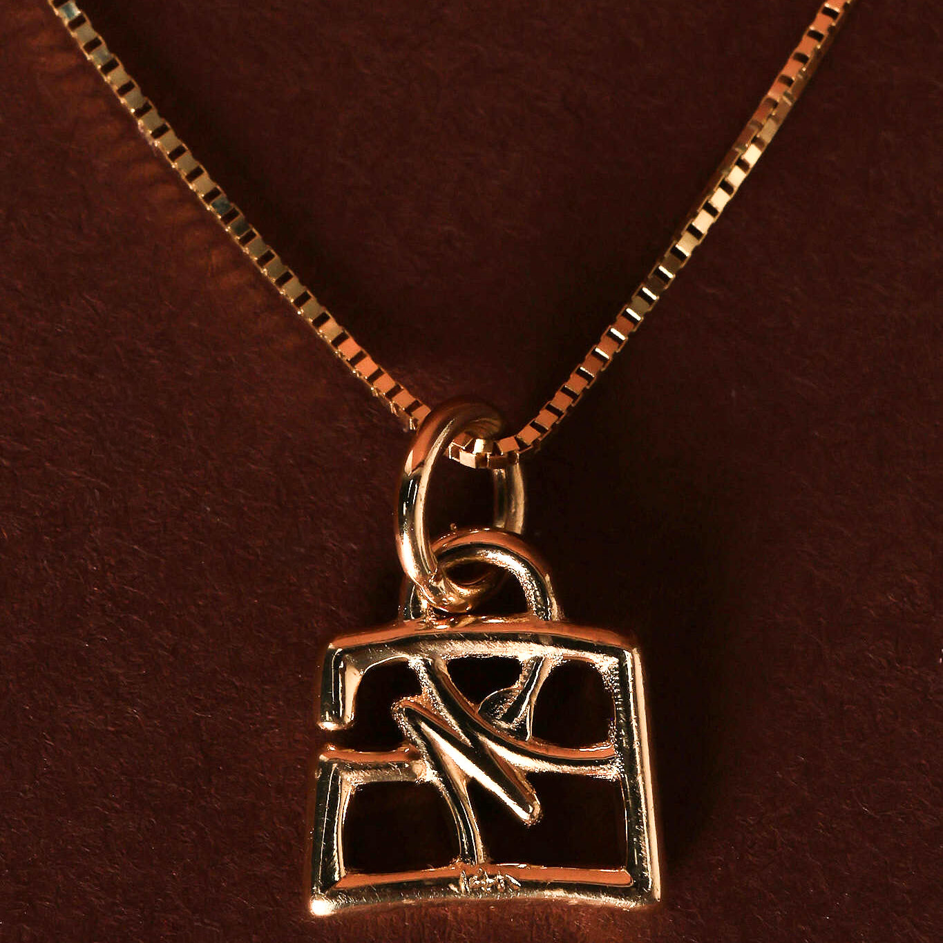FashioNica 14K Yellow Gold Diamond Bag Box Chain Necklace