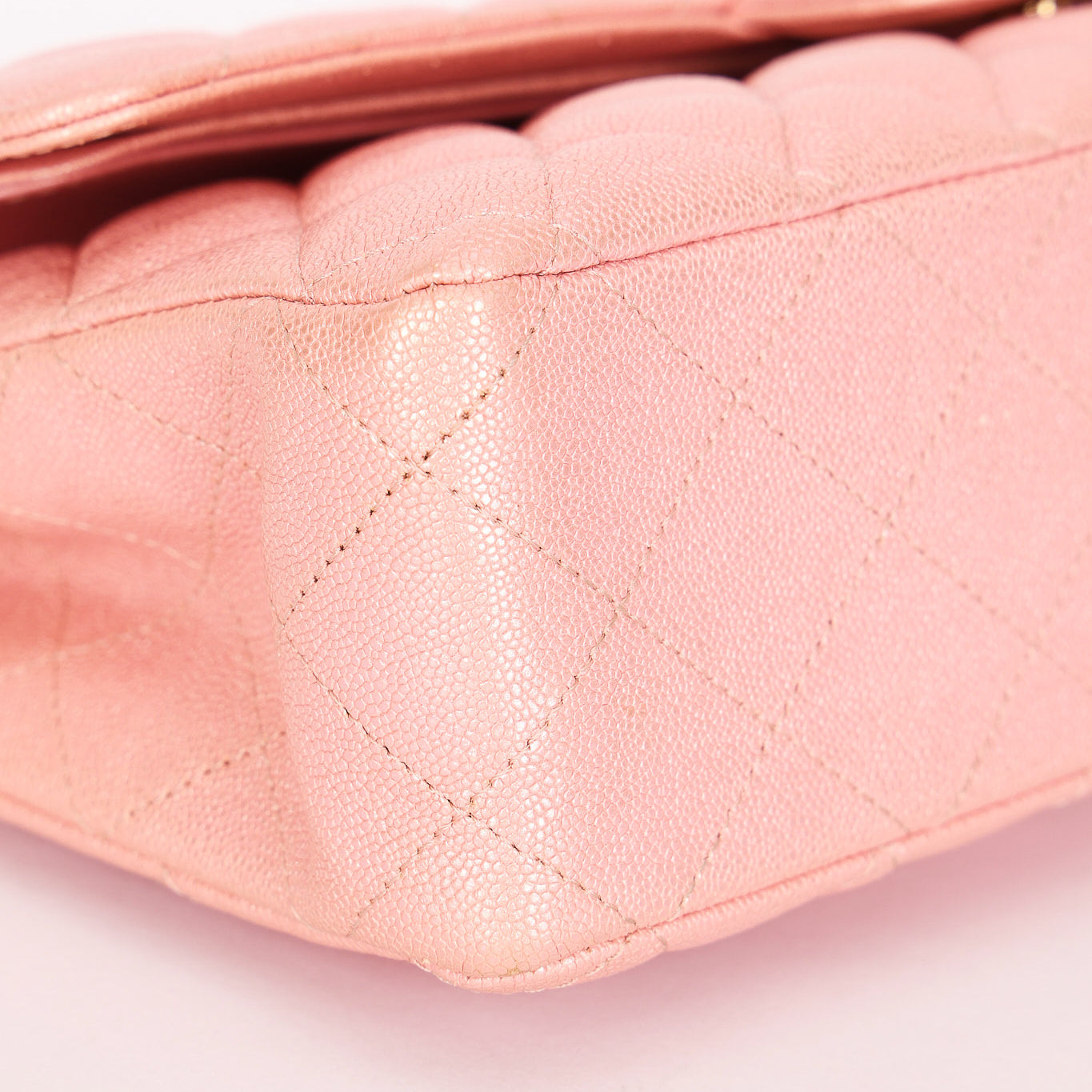 Chanel Medium Classic Double Flap Pink Iridescent Caviar GHW