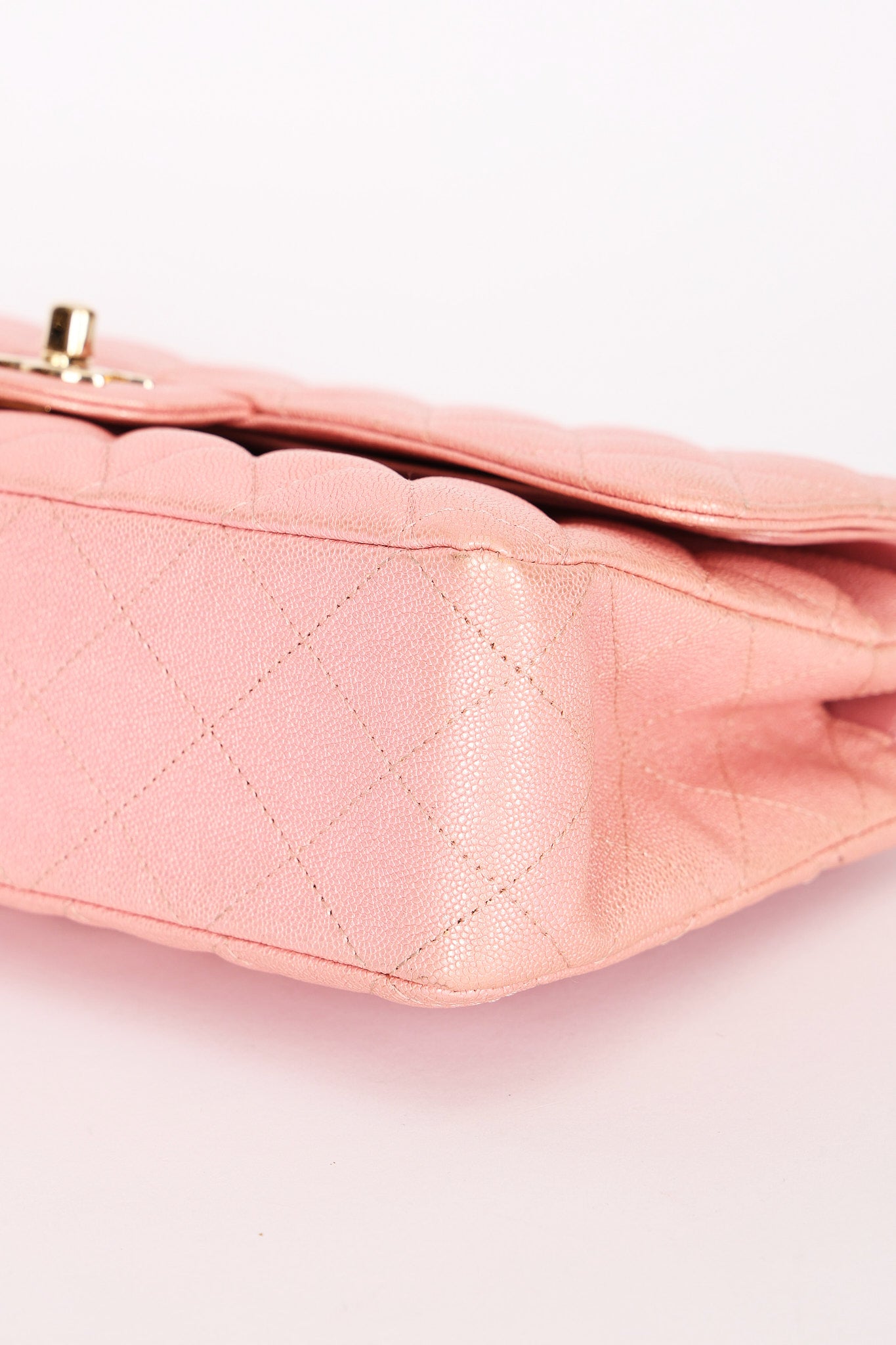 Chanel Medium Classic Double Flap Pink Iridescent Caviar GHW