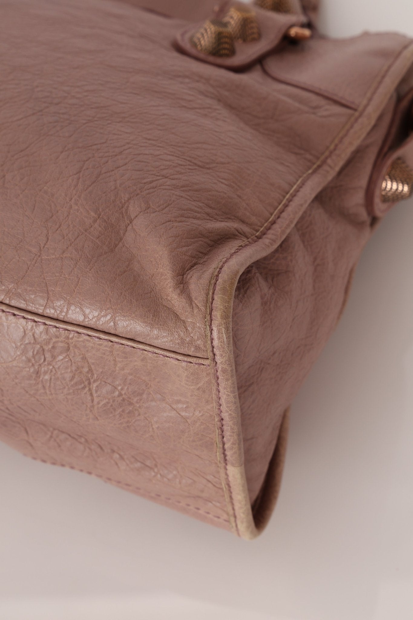 Balenciaga Boi De Rose Agneau Giant 21 City Bag - FashioNica