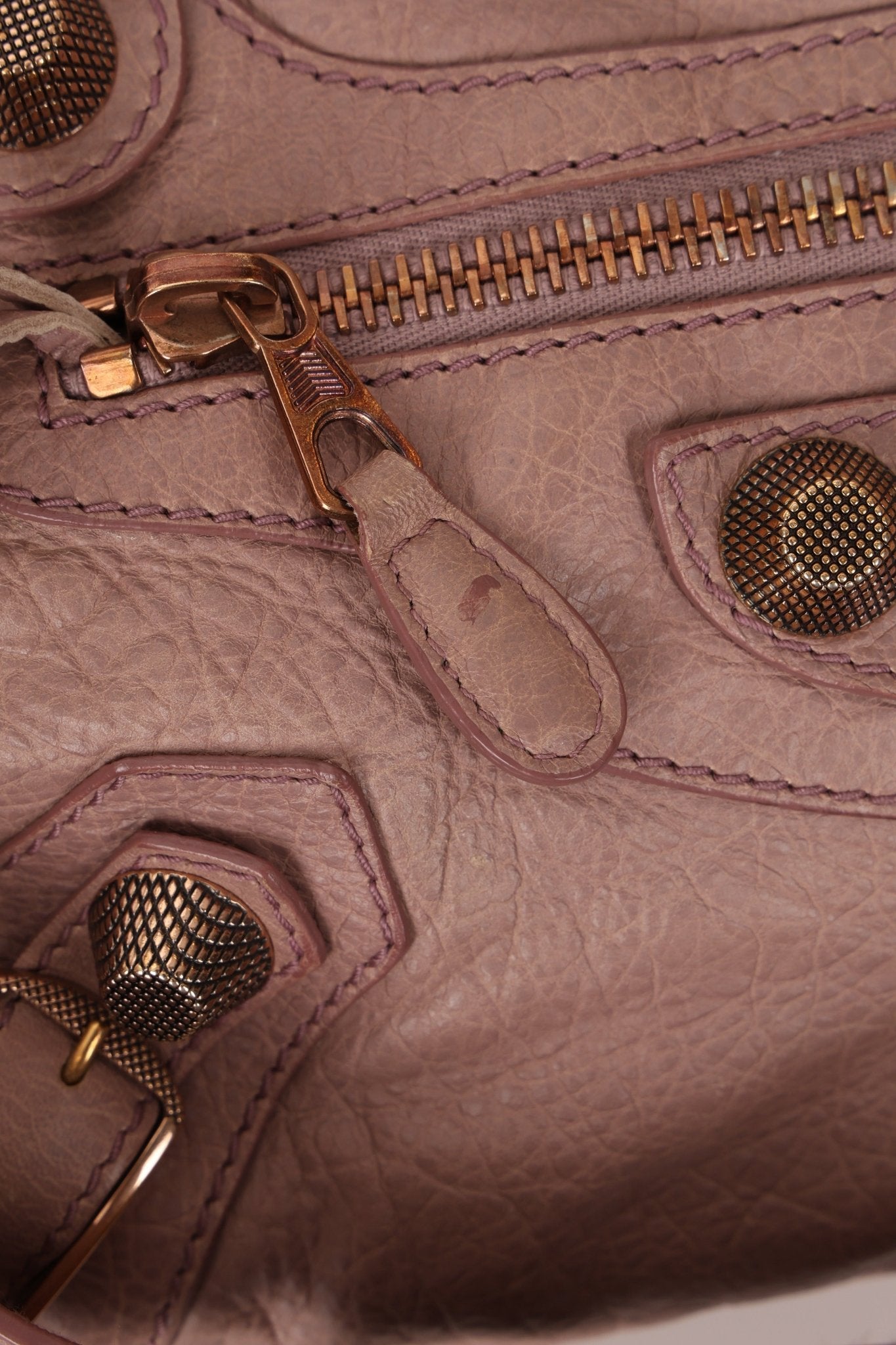 Balenciaga Boi De Rose Agneau Giant 21 City Bag - FashioNica