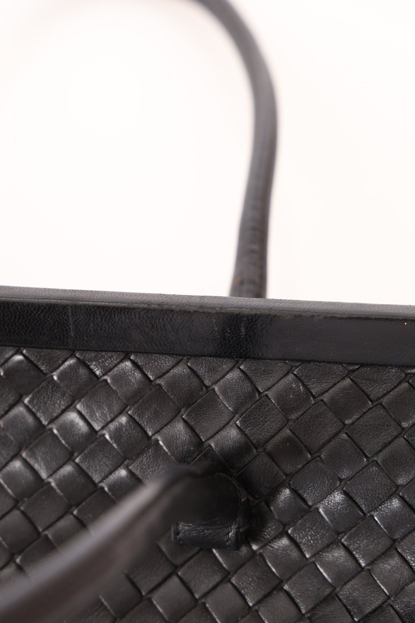 Bottega Veneta Black Intrecciato Frame East West Shoulder Bag - FashioNica