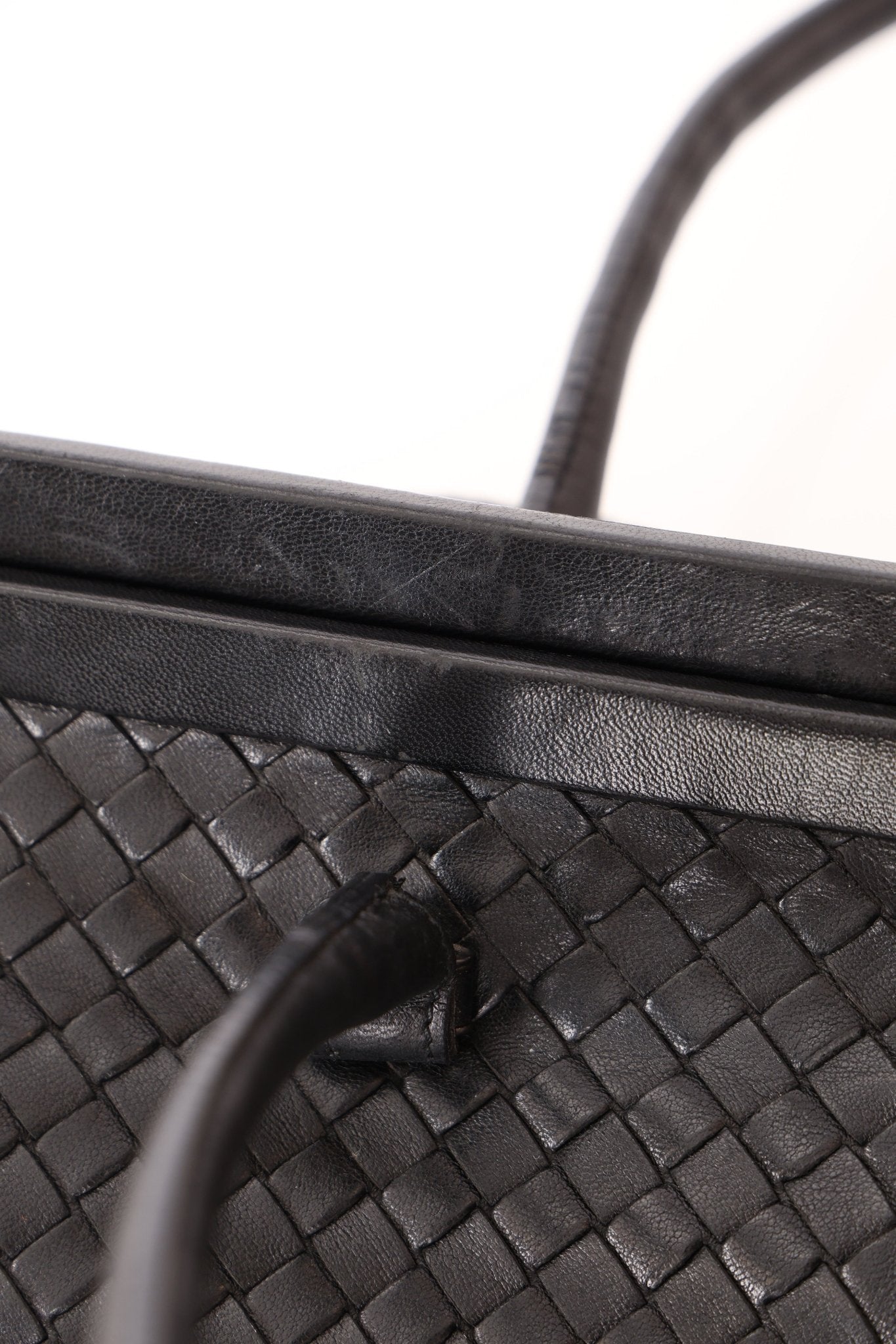 Bottega Veneta Black Intrecciato Frame East West Shoulder Bag - FashioNica