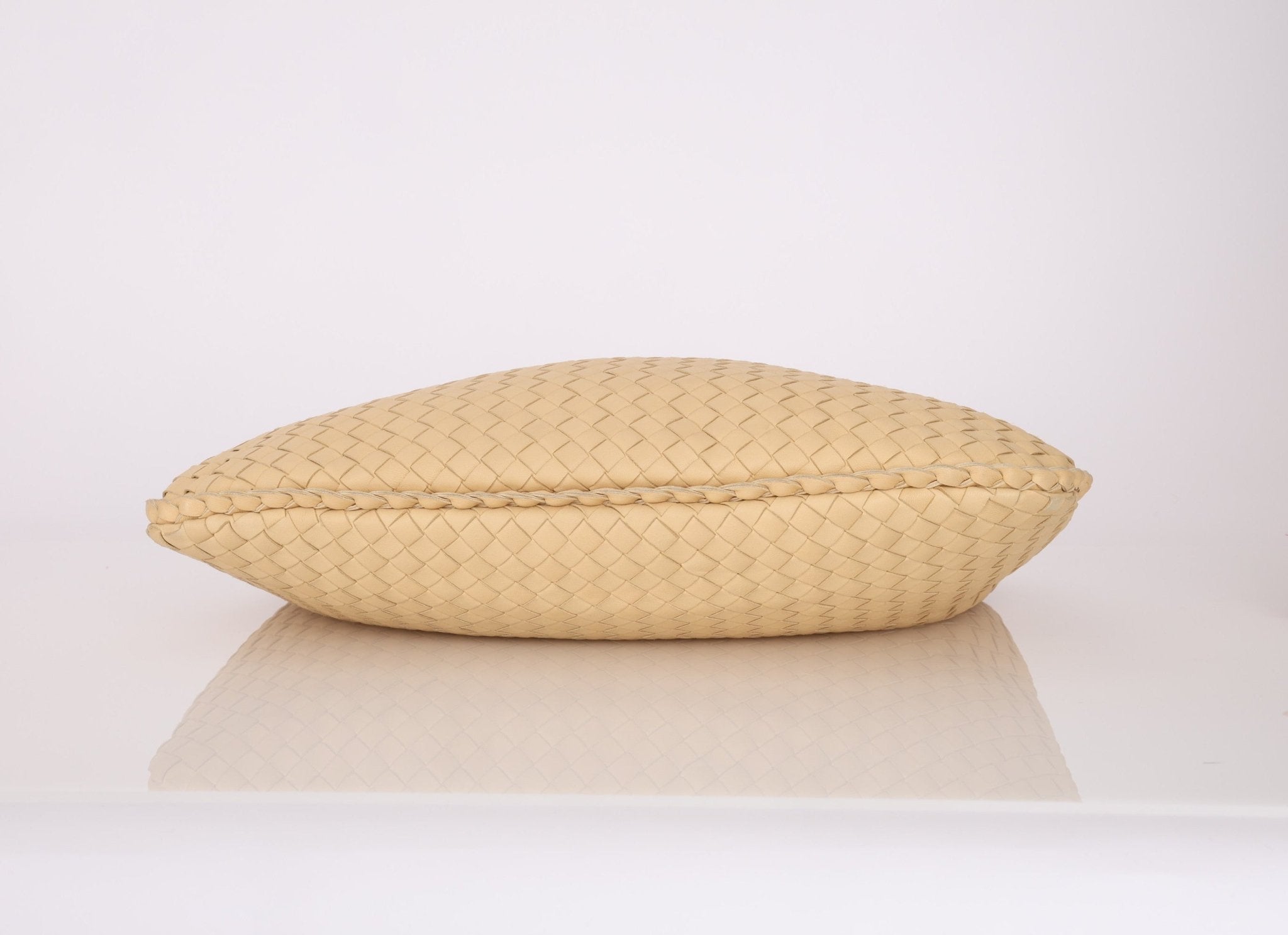 Bottega Veneta Butter Intrecciato Small Hobo - FashioNica