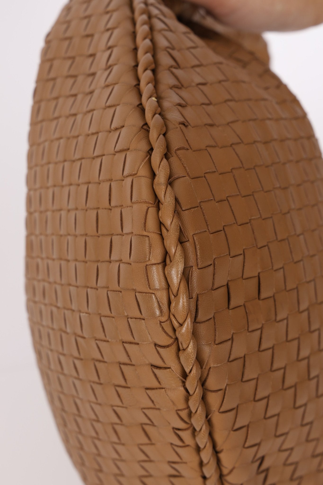 Bottega Veneta Caramel Medium Intreccciato Hobo - FashioNica