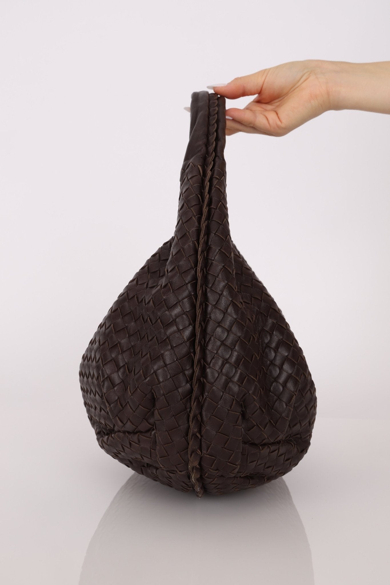 Bottega Veneta Chocolate Intrecciato Belly Hobo - FashioNica