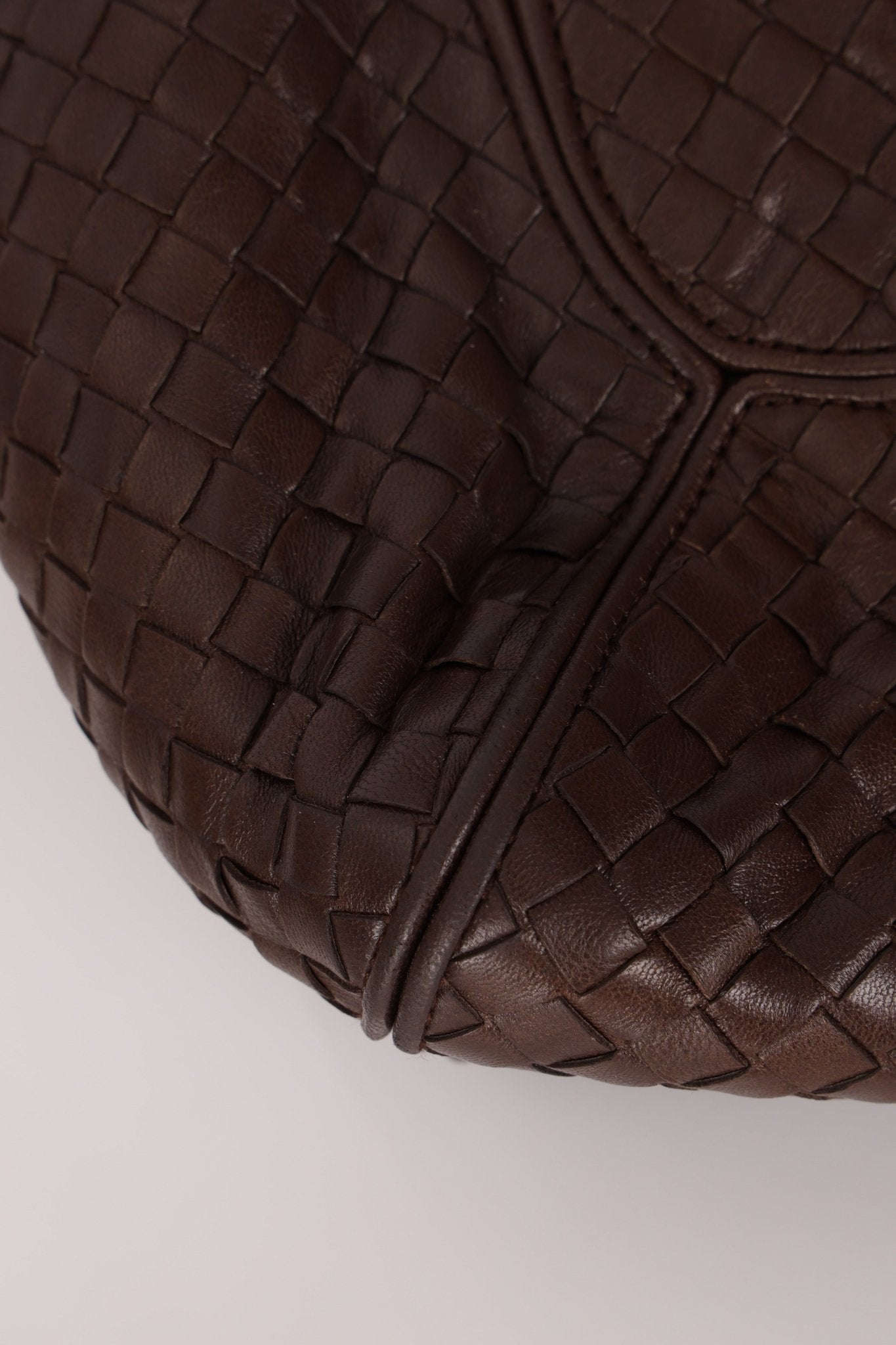 Bottega Veneta Chocolate Intrecciato Hobo - FashioNica