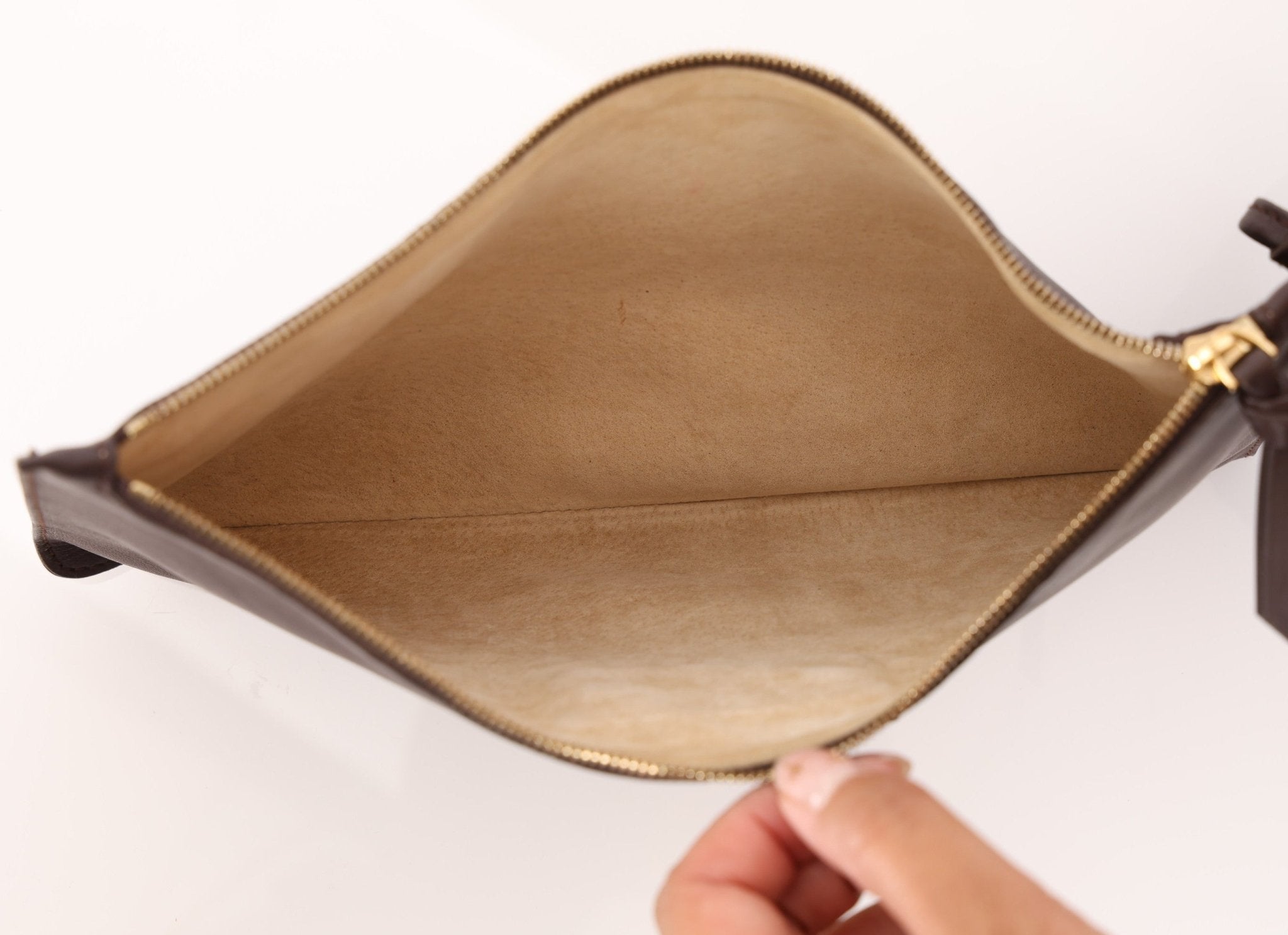 Bottega Veneta Chocolate Intrecciato Small Cabat w/ Pouch - FashioNica