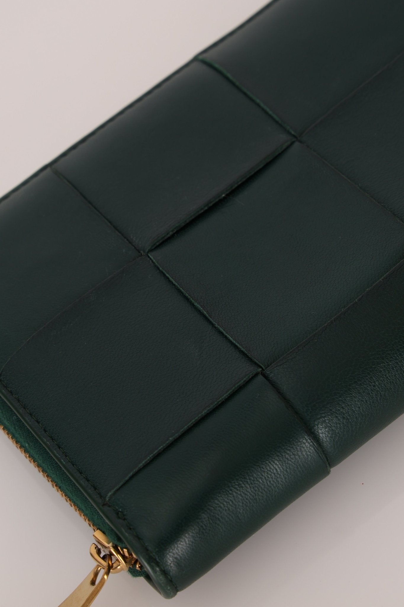 Bottega Veneta Emerald Green Casette Zipped Short Wallet - FashioNica