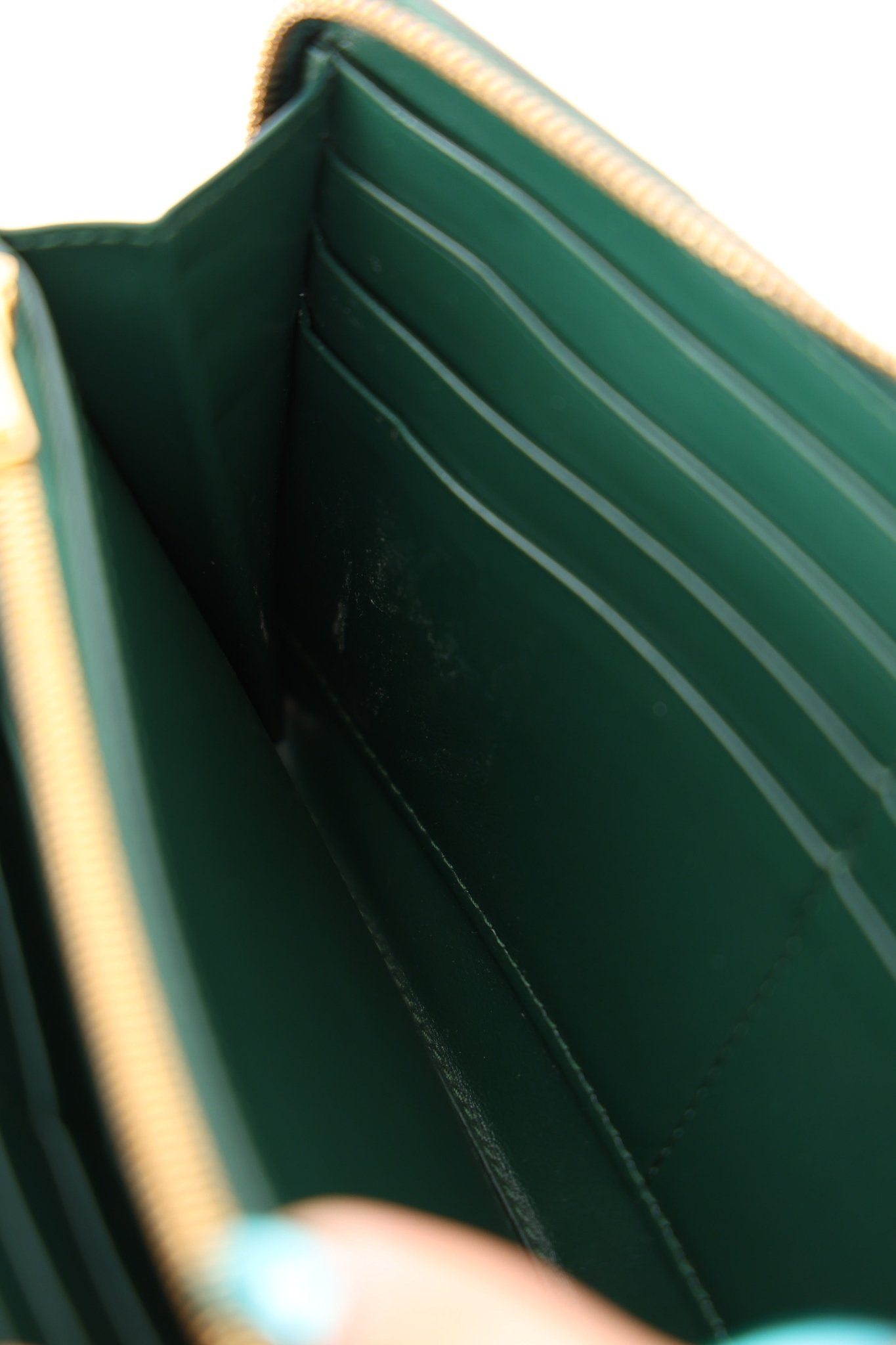 Bottega Veneta Emerald Green Casette Zipped Short Wallet - FashioNica