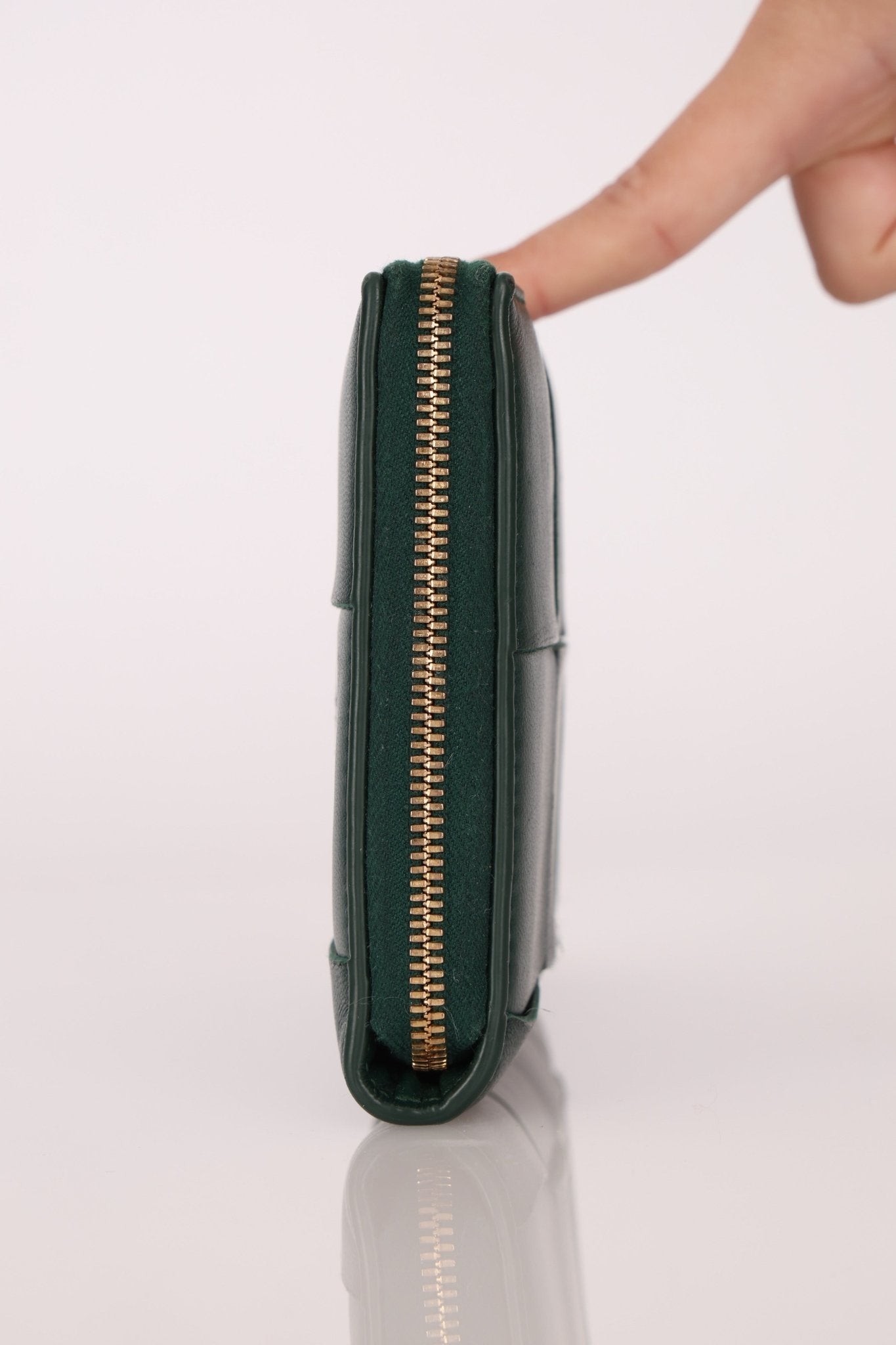 Bottega Veneta Emerald Green Casette Zipped Short Wallet - FashioNica