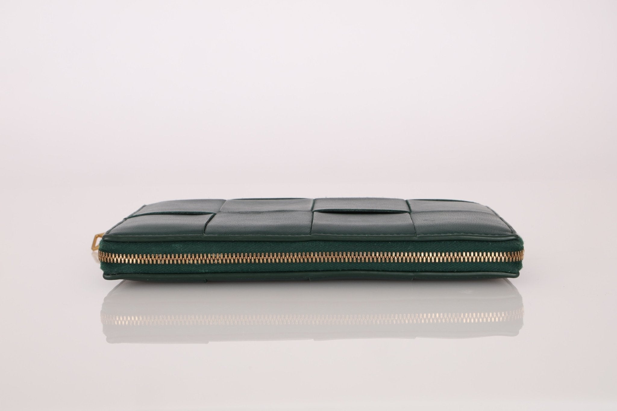 Bottega Veneta Emerald Green Casette Zipped Short Wallet - FashioNica