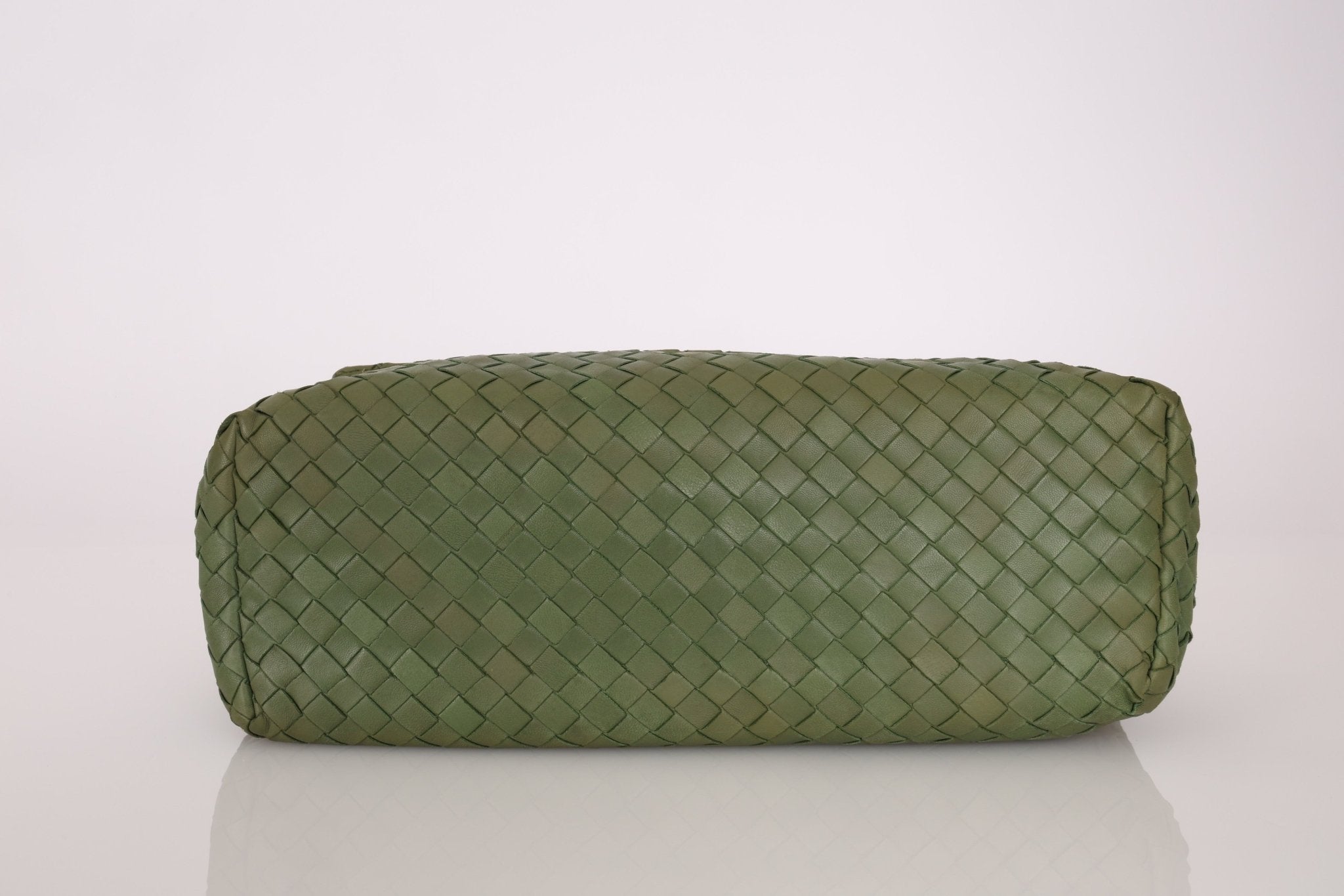 Bottega Veneta Intrecciato Cesta Hobo Flap Bag - FashioNica