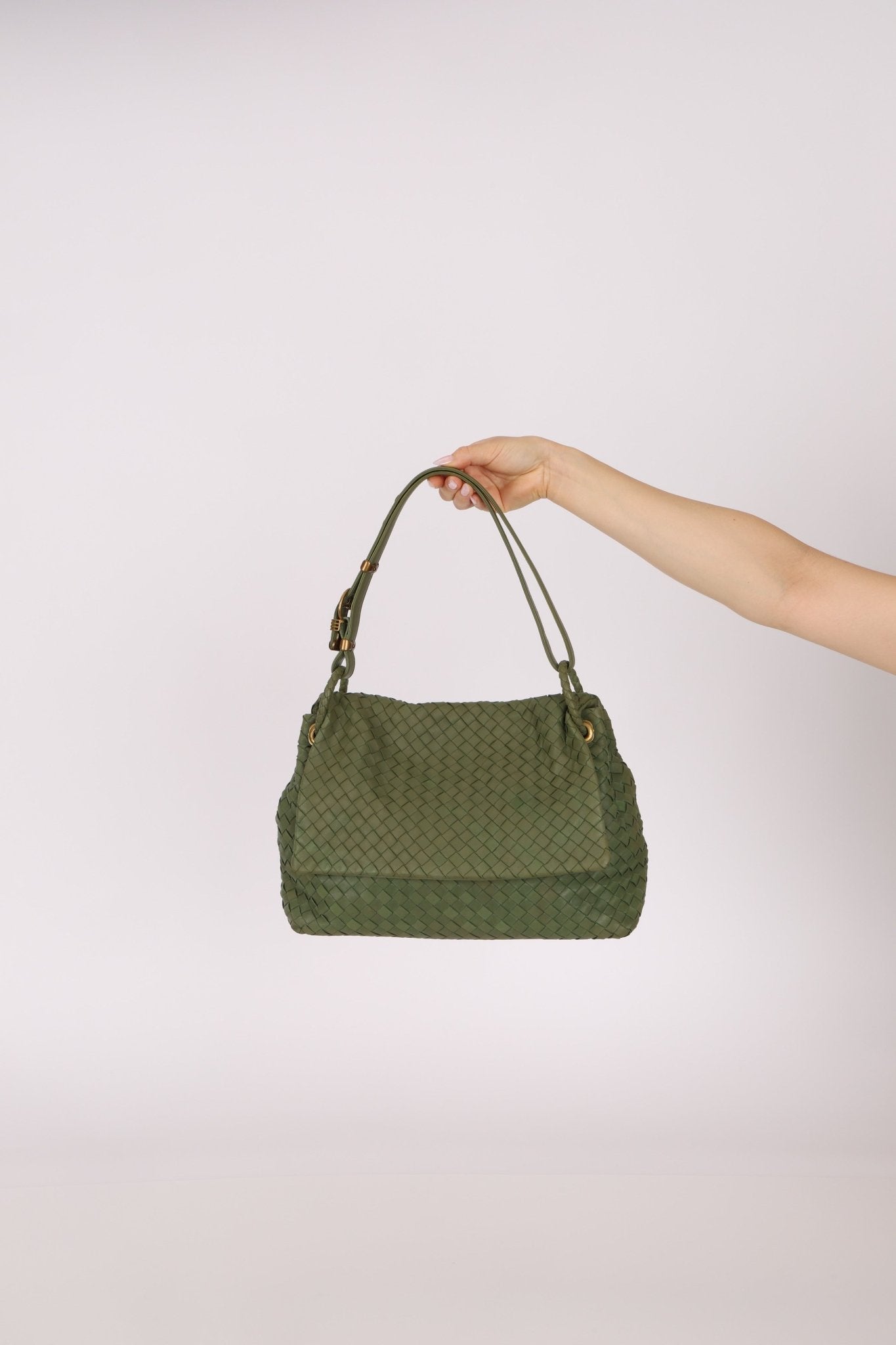 Bottega Veneta Intrecciato Cesta Hobo Flap Bag - FashioNica