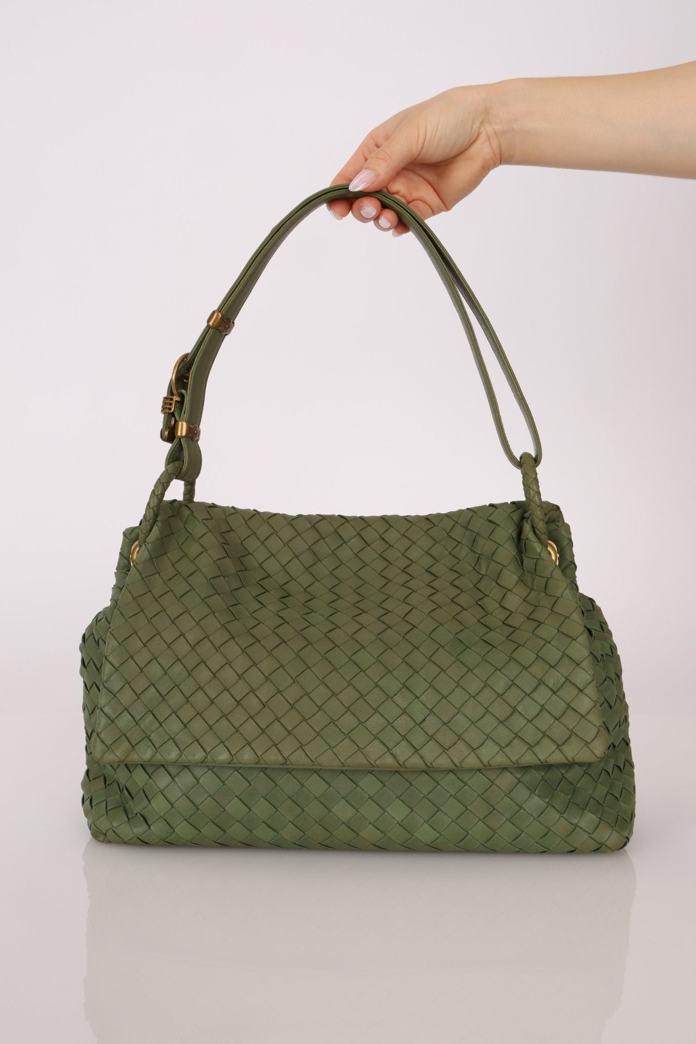 Bottega Veneta Intrecciato Cesta Hobo Flap Bag - FashioNica