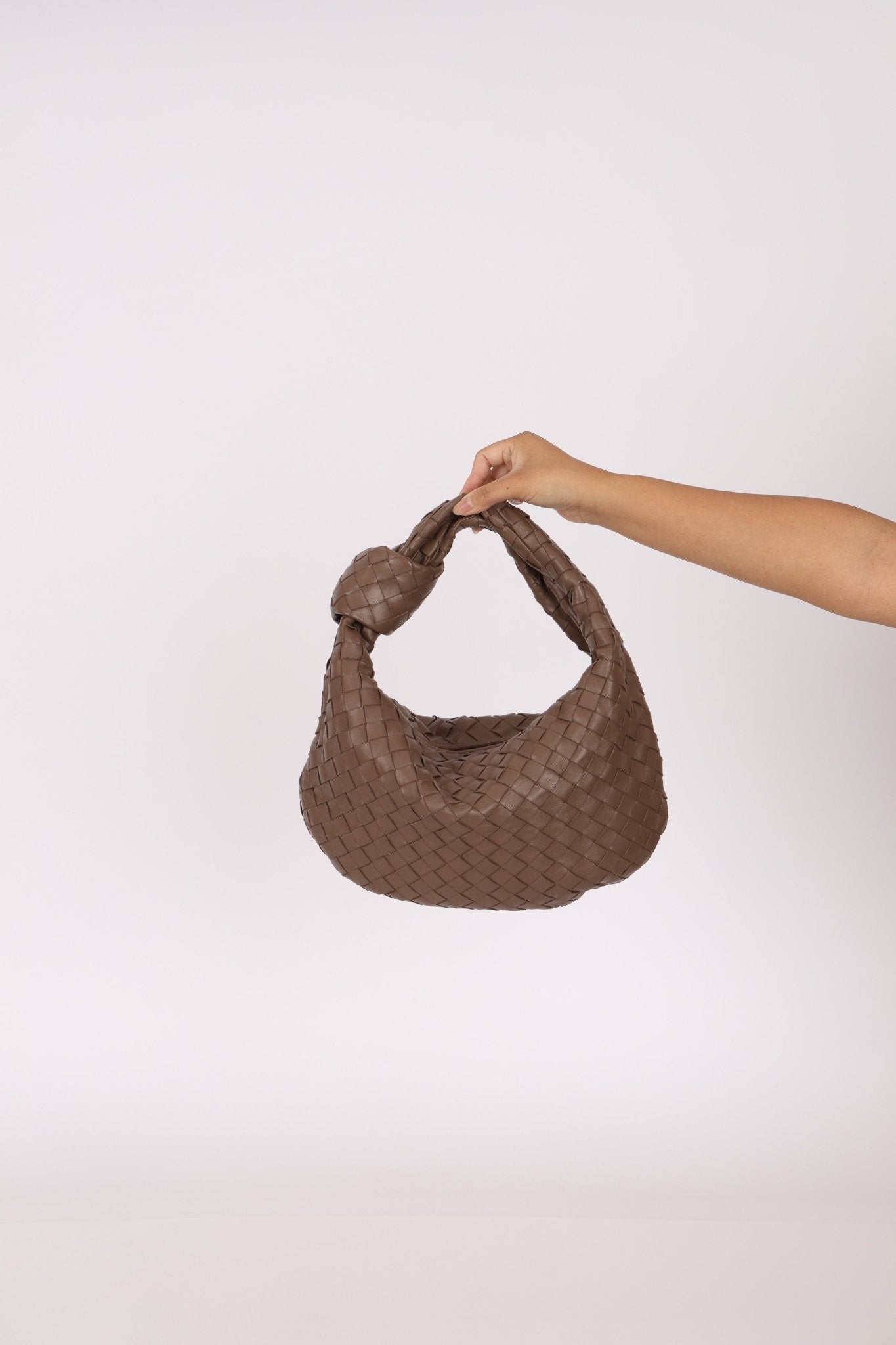 Bottega Veneta Intrecciato Dark Taupe Teen Jodie - FashioNica