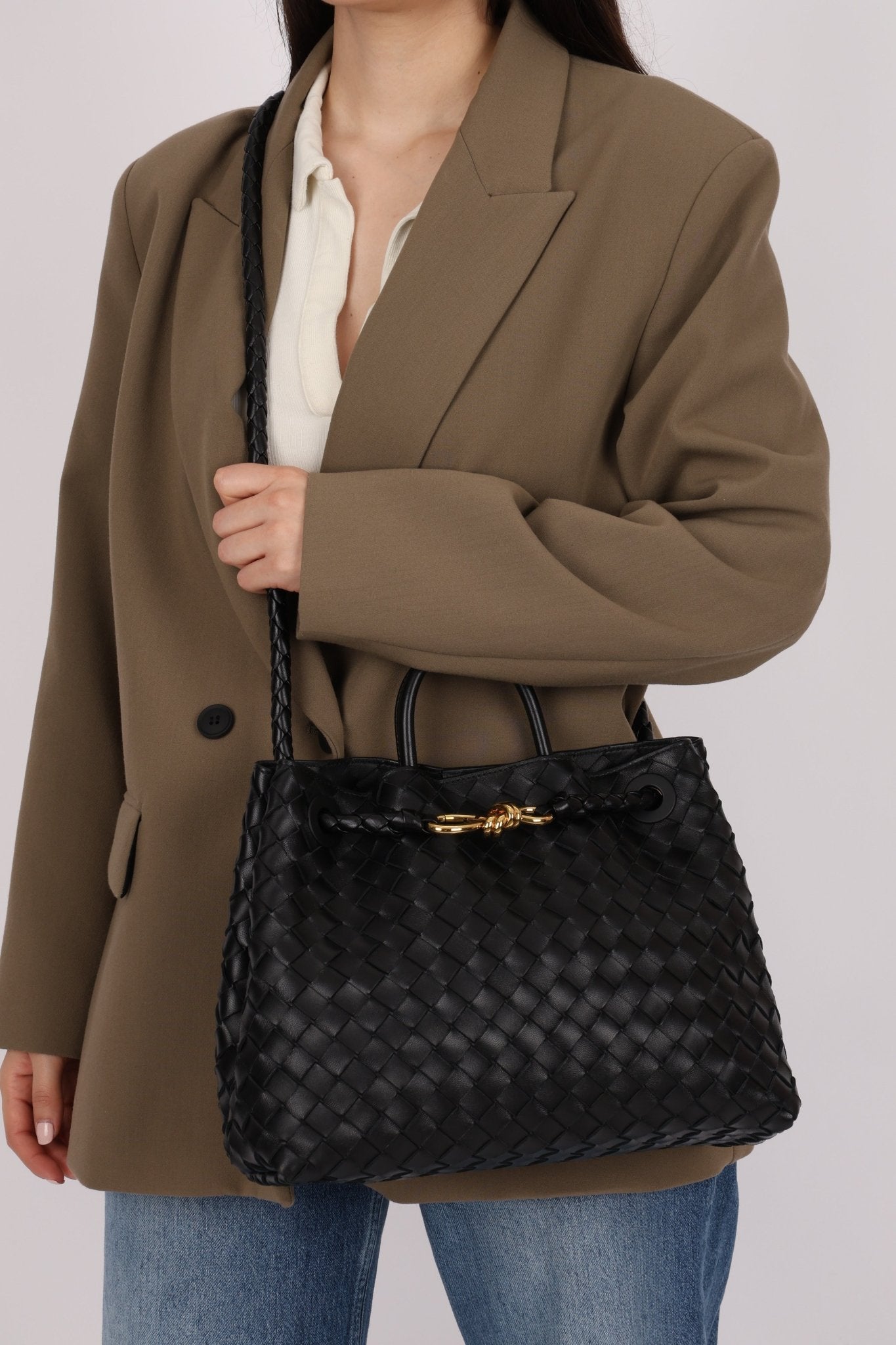 Bottega Veneta Intrecciato Medium Andiamo - FashioNica