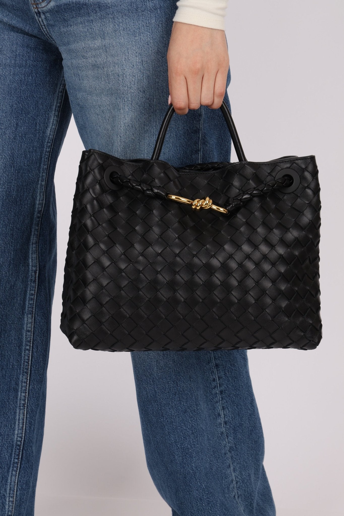 Bottega Veneta Intrecciato Medium Andiamo - FashioNica