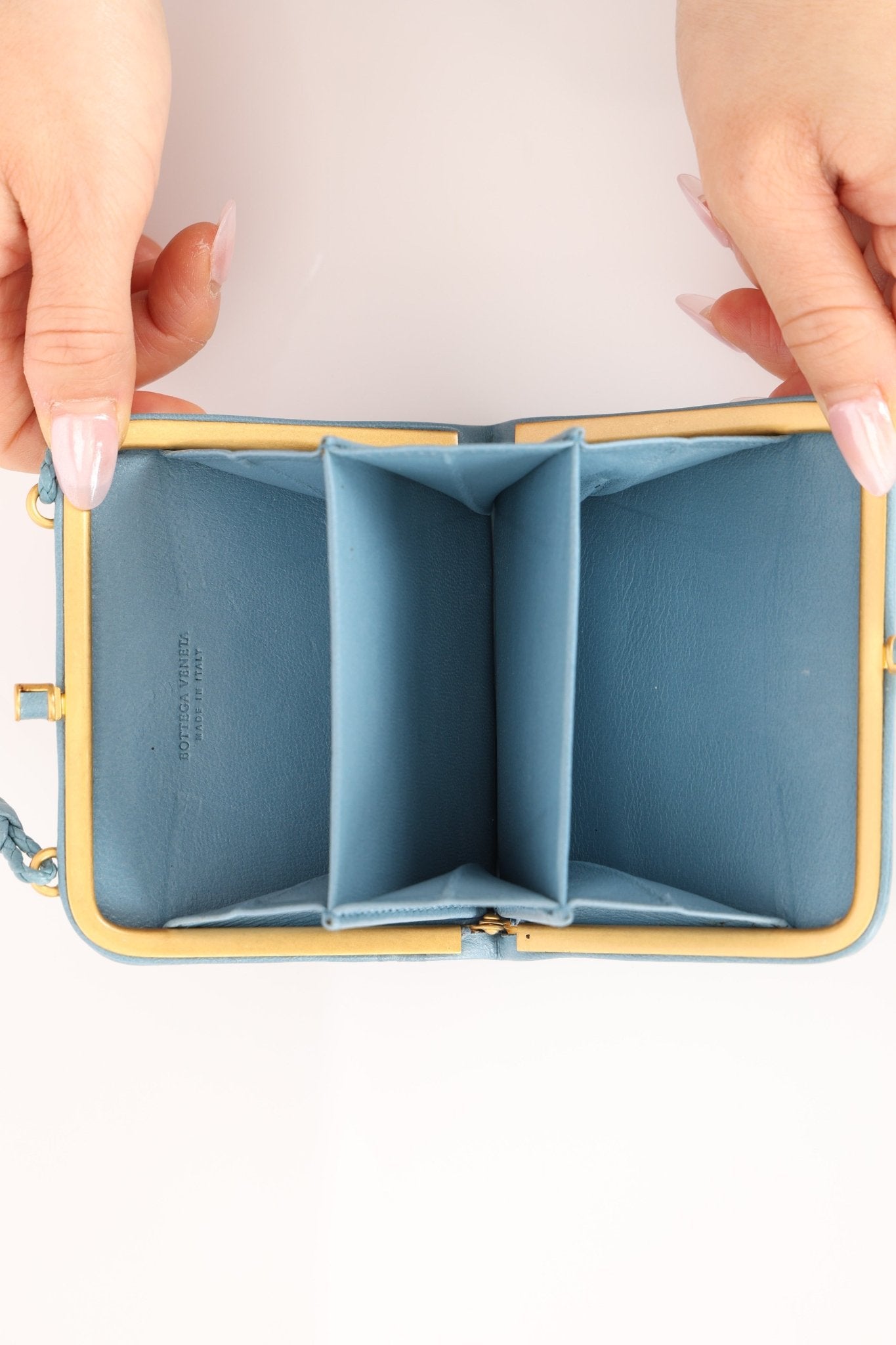 Bottega Veneta Intrecciato Pop Cardcase on Strap - FashioNica