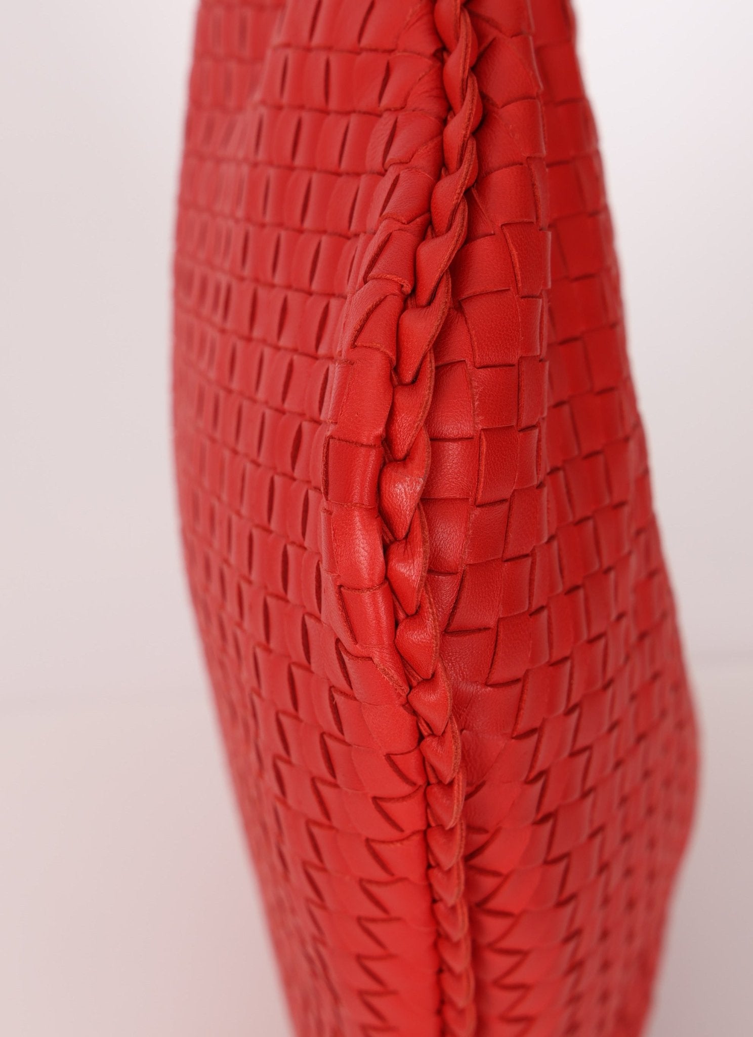 Bottega Veneta Intrecciato Red Hobo w/ Mirror - FashioNica