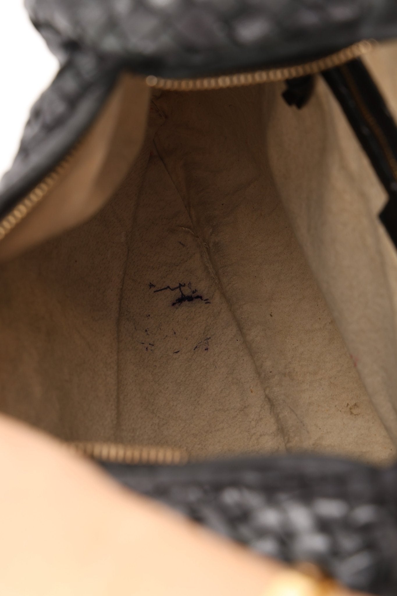 Bottega Veneta Intrecciato Small Black Hobo - FashioNica