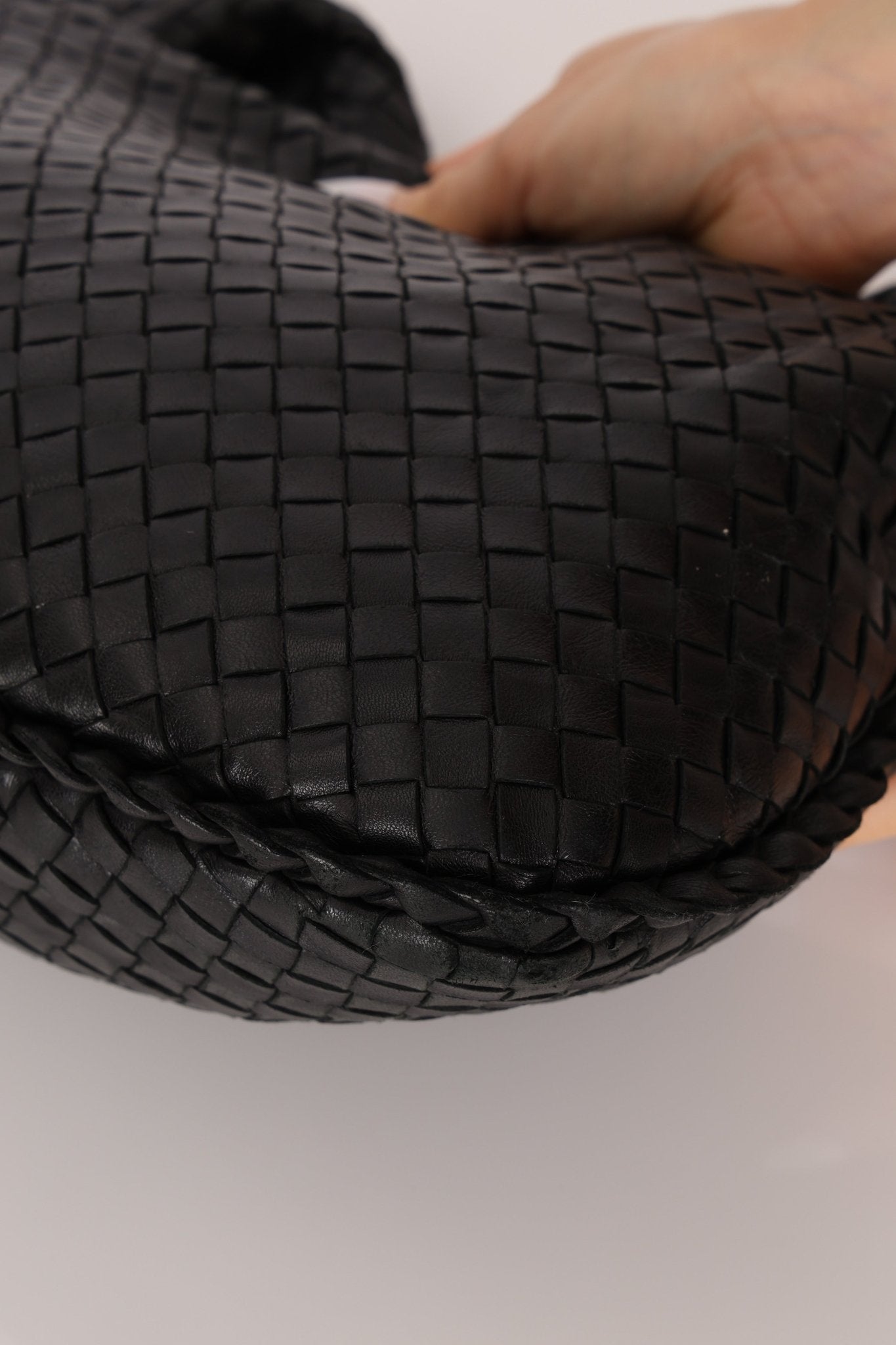 Bottega Veneta Intrecciato Small Black Hobo - FashioNica
