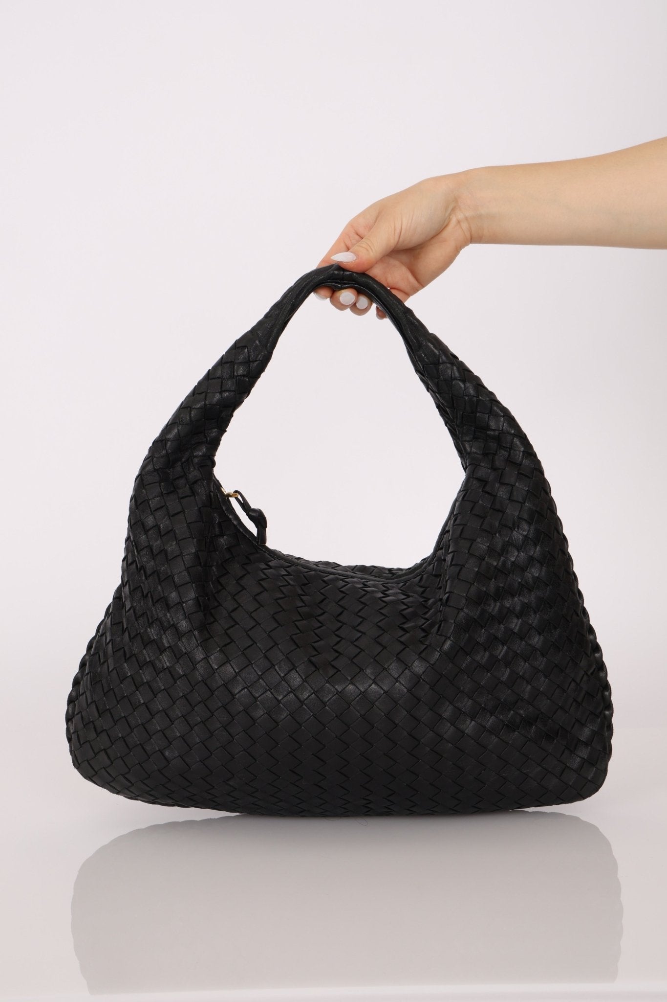 Bottega Veneta Intrecciato Small Black Hobo - FashioNica