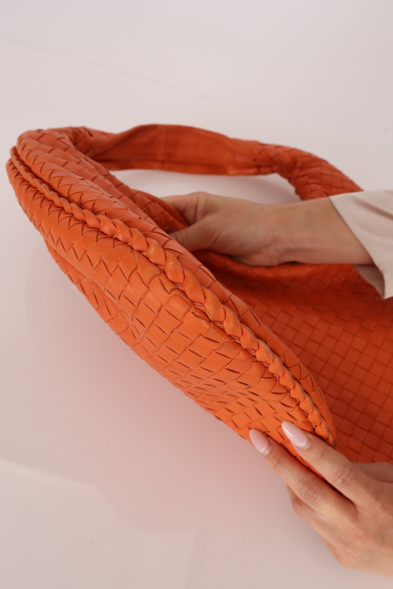 Bottega Veneta Lambskin Clementine Intrecciato Medium Hobo - FashioNica