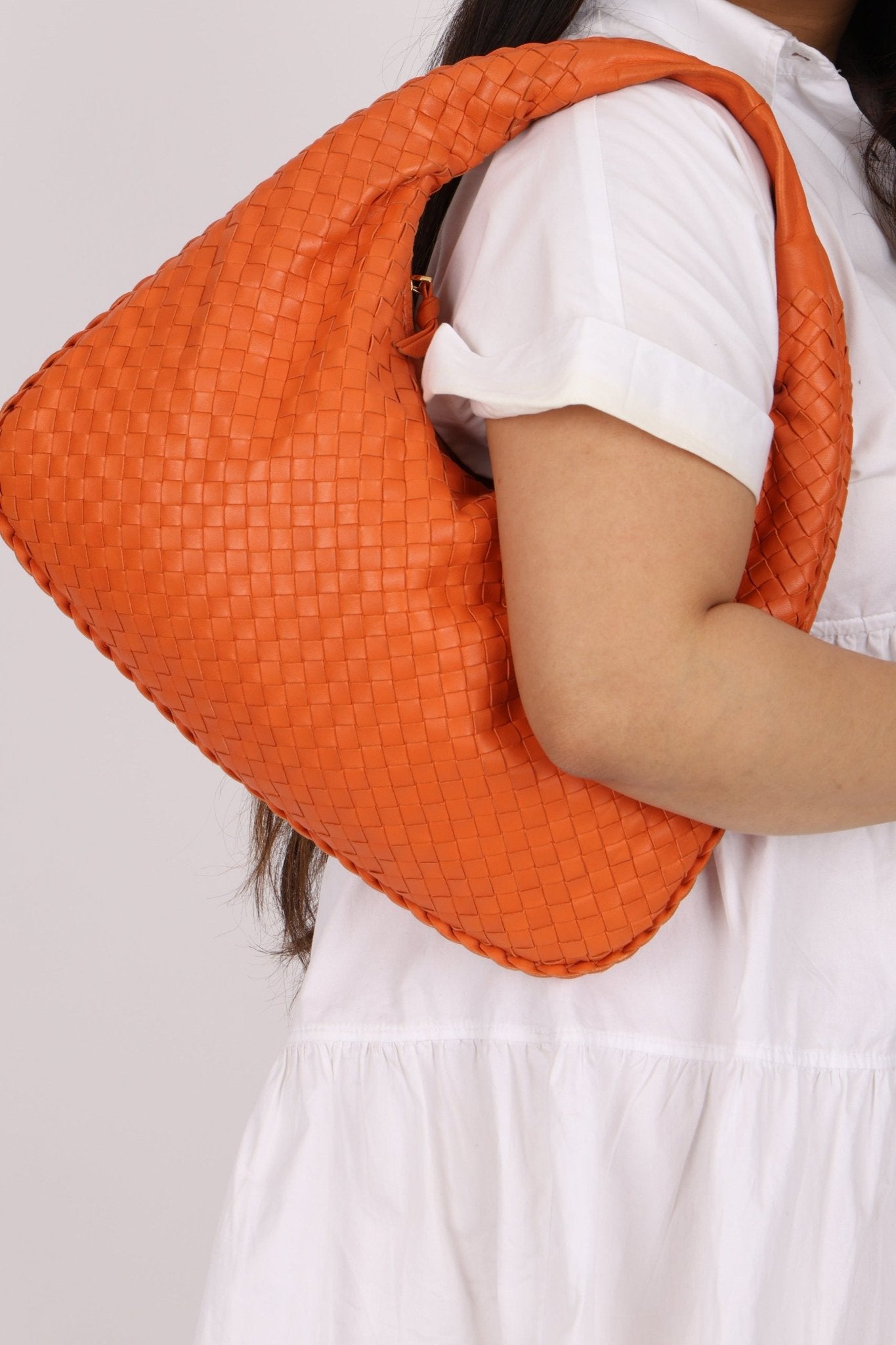Bottega Veneta Lambskin Clementine Intrecciato Medium Hobo - FashioNica