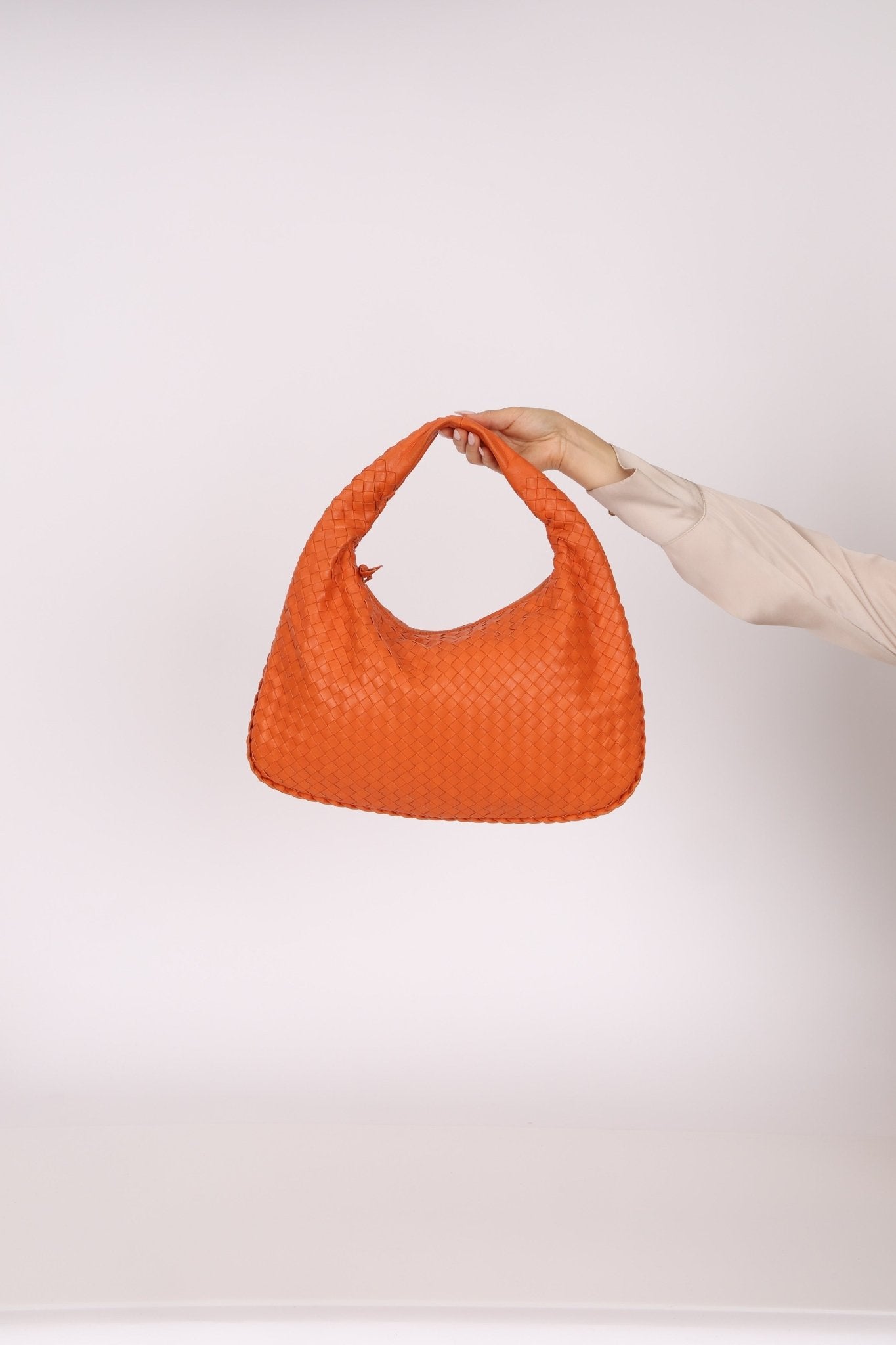 Bottega Veneta Lambskin Clementine Intrecciato Medium Hobo - FashioNica