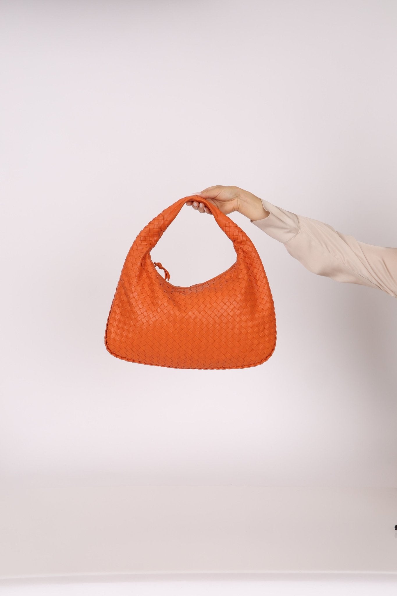 Bottega Veneta Lambskin Clementine Intrecciato Medium Hobo - FashioNica