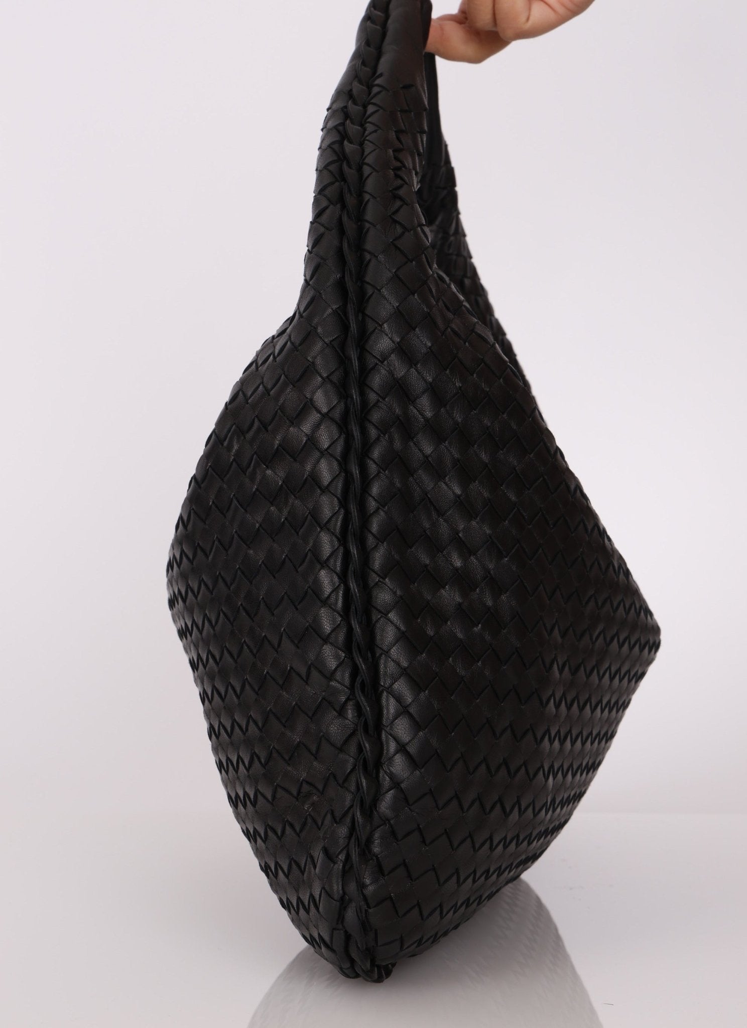 Bottega Veneta Large Intrecciato Black Hobo w Mirror - FashioNica