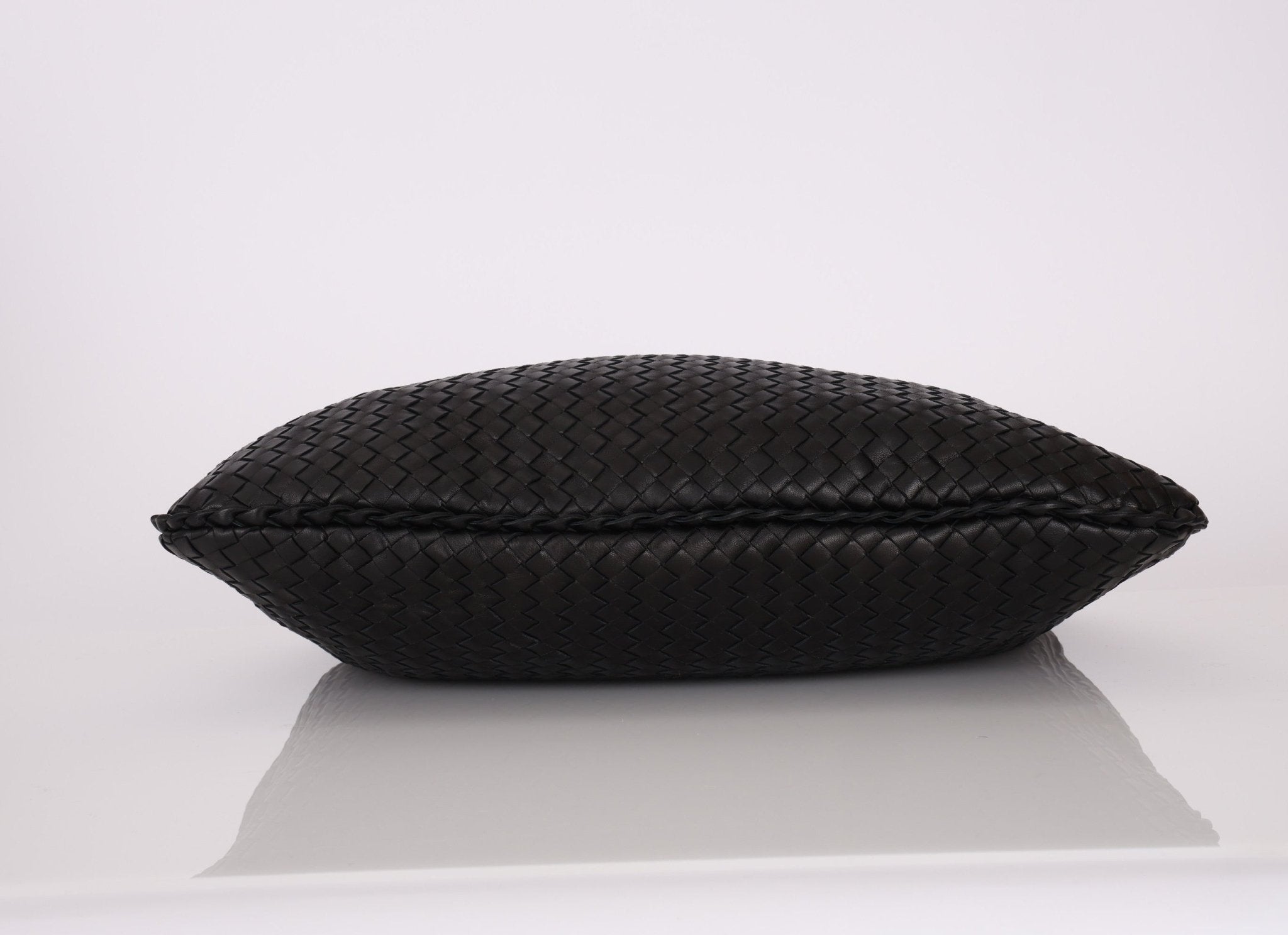 Bottega Veneta Large Intrecciato Black Hobo w Mirror - FashioNica