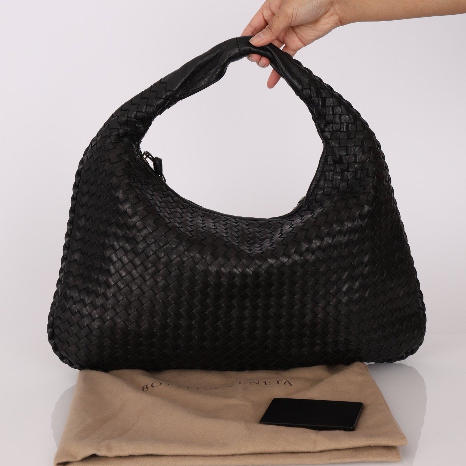 Bottega Veneta Large Intrecciato Black Hobo w Mirror - FashioNica