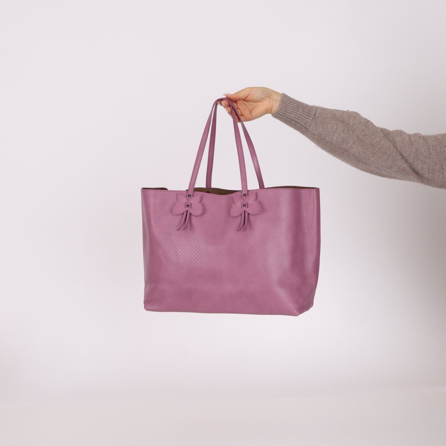 Bottega Veneta Lilac Butterfly Tote - FashioNica