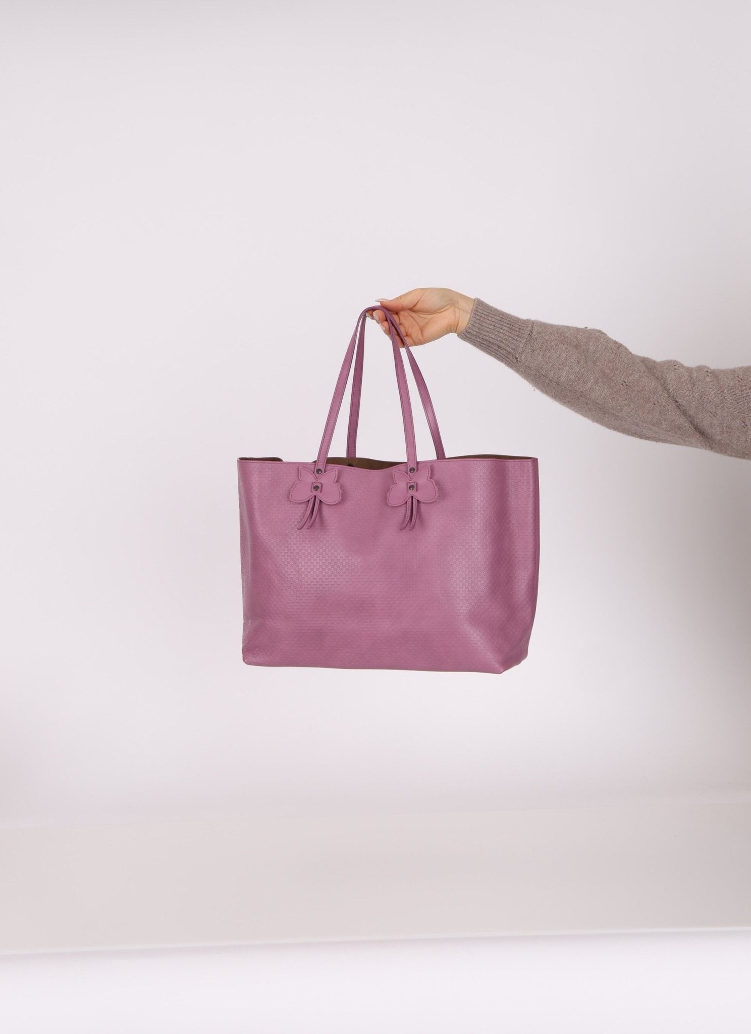 Bottega Veneta Lilac Butterfly Tote - FashioNica