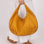 Bottega Veneta Mango Intrecciato Medium Hobo - FashioNica