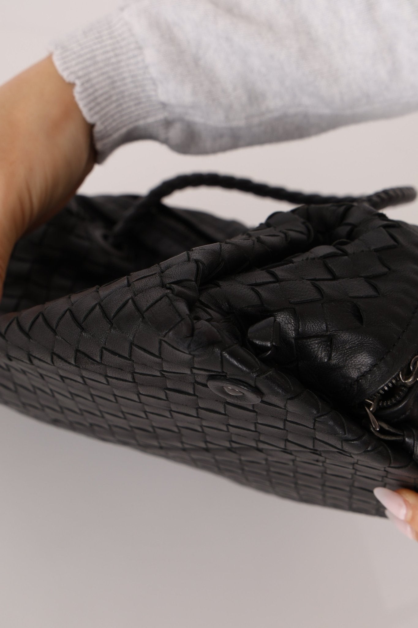 Bottega Veneta Nappa Intrecciato Vintage Tokyo Pochette - FashioNica