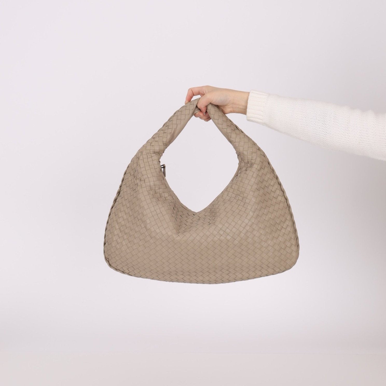 Bottega Veneta Stone Intrecciato Medium Hobo - FashioNica