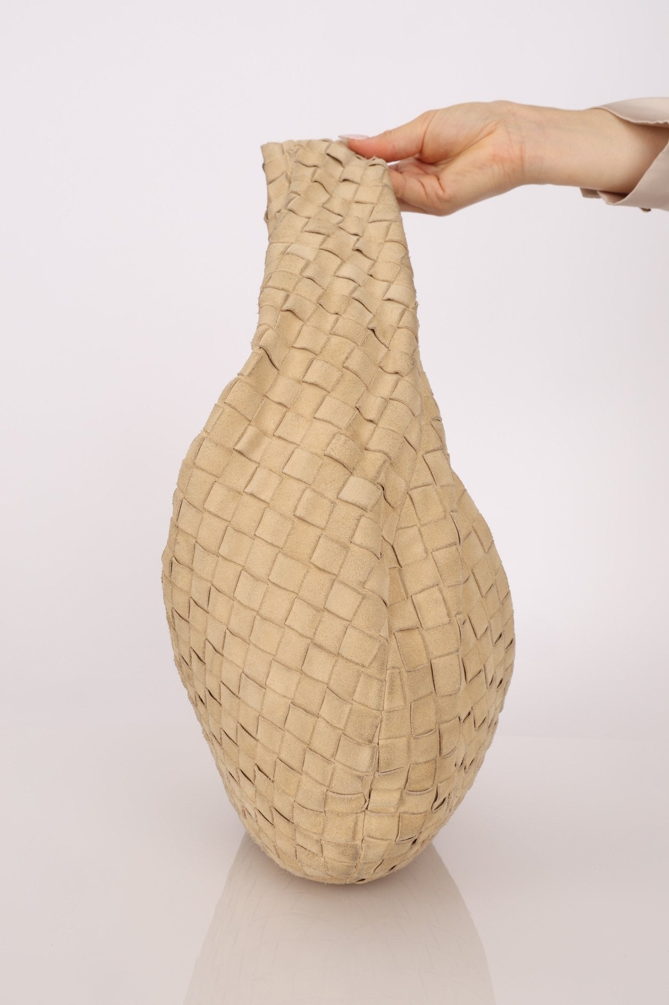 Bottega Veneta Suede Large Jodie - FashioNica