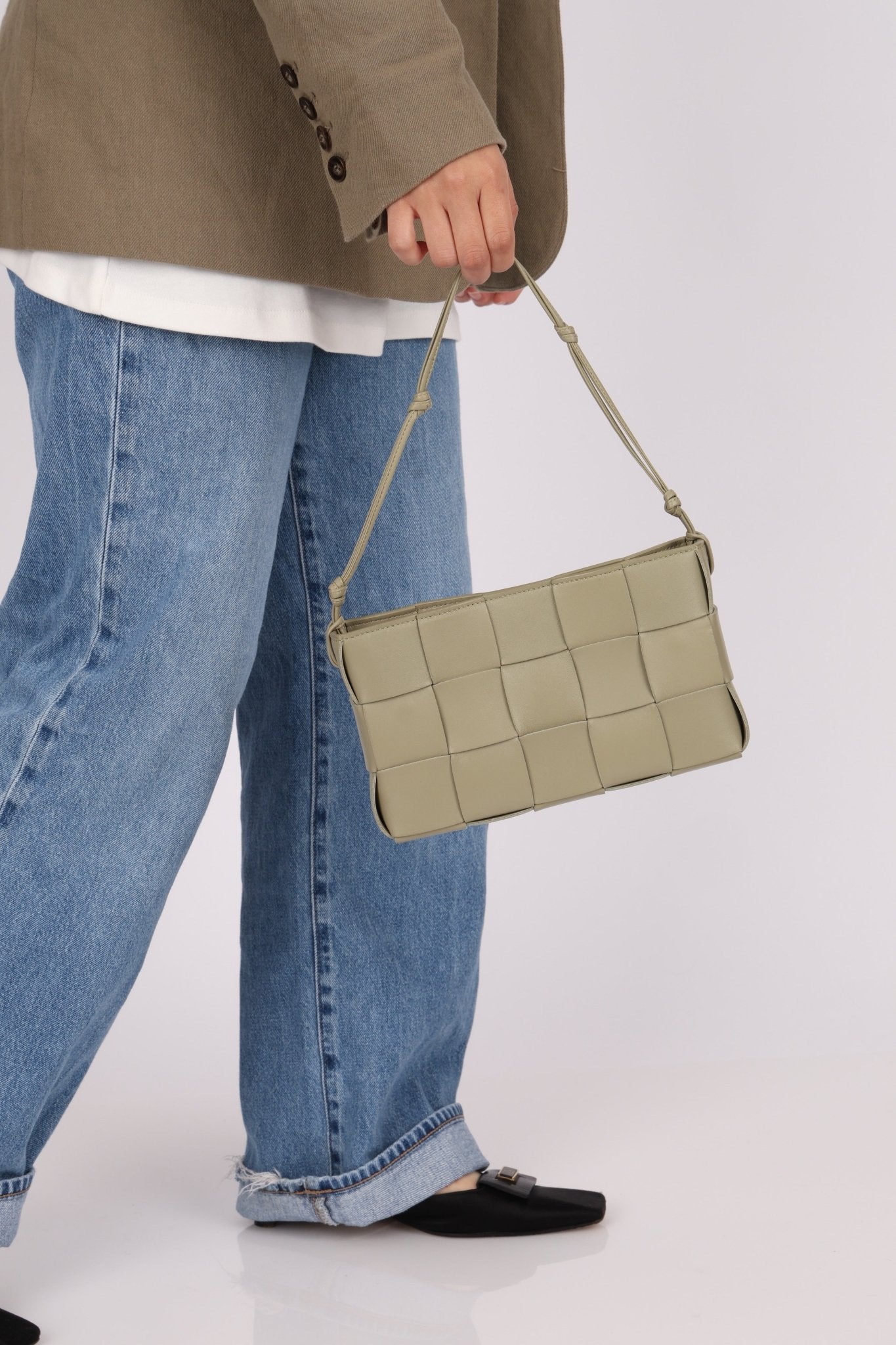 Bottega Veneta Travertine Cassette Shoulder Bag - FashioNica
