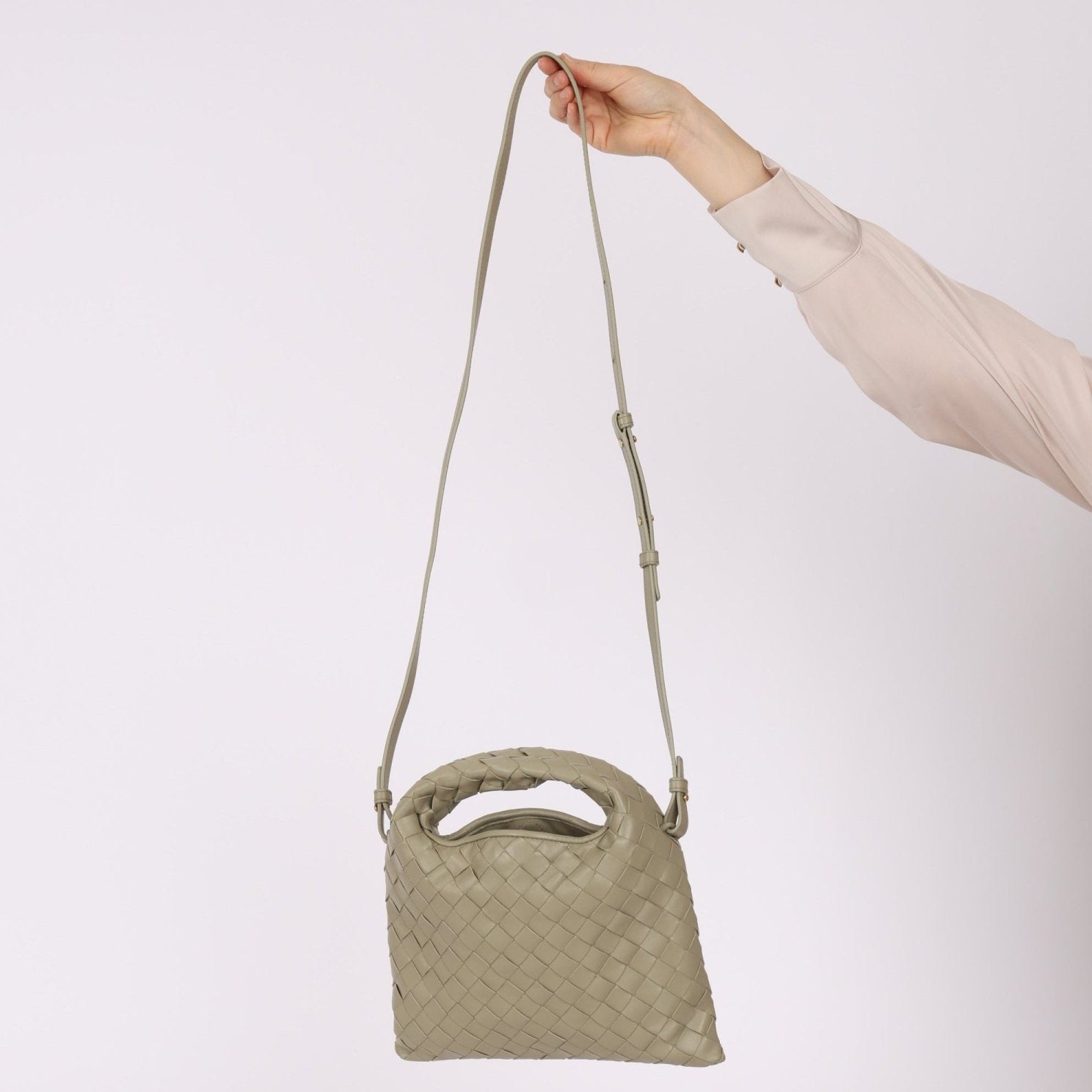 Bottega Veneta Travertine Intrecciato Mini Hop - FashioNica