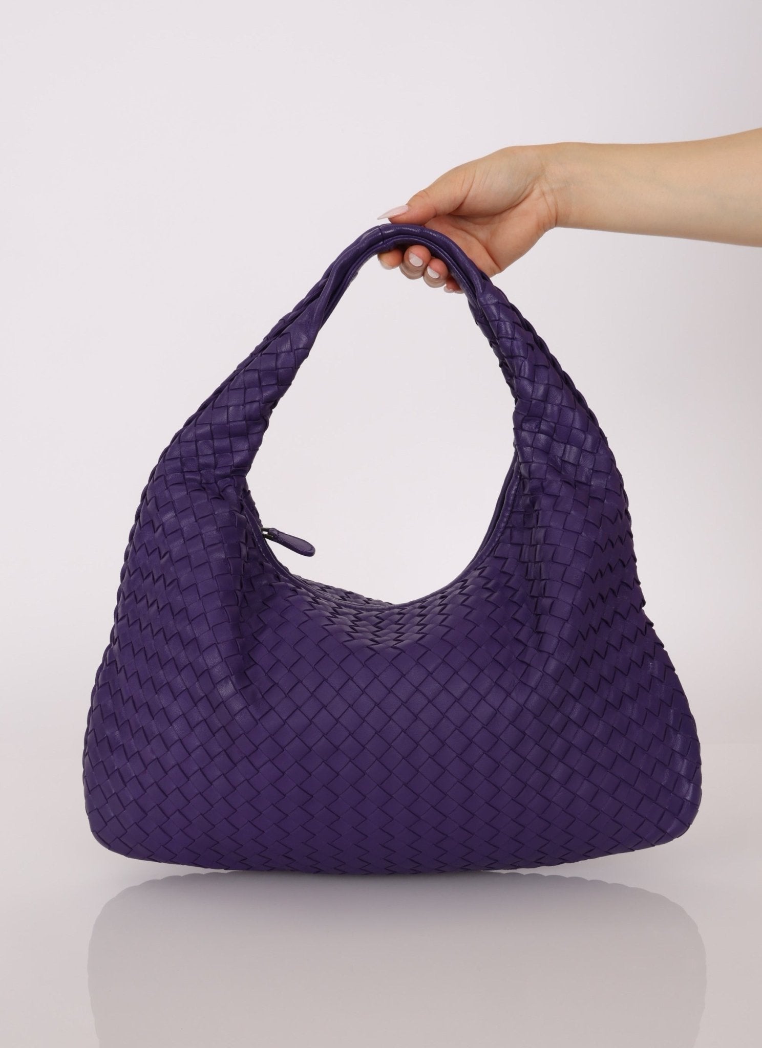 Bottega Veneta Ube Intrecciato Small Hobo - FashioNica
