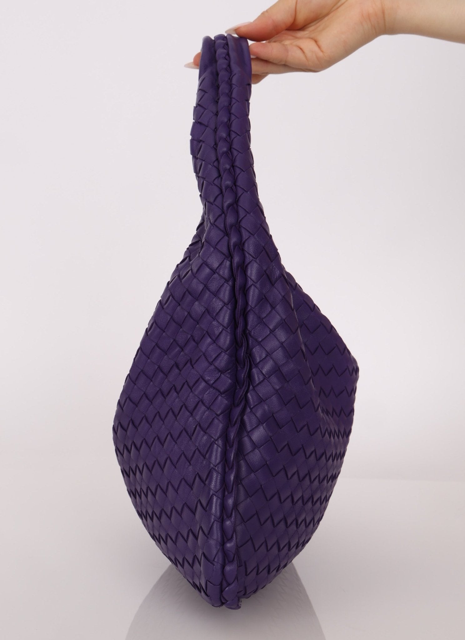 Bottega Veneta Ube Intrecciato Small Hobo - FashioNica
