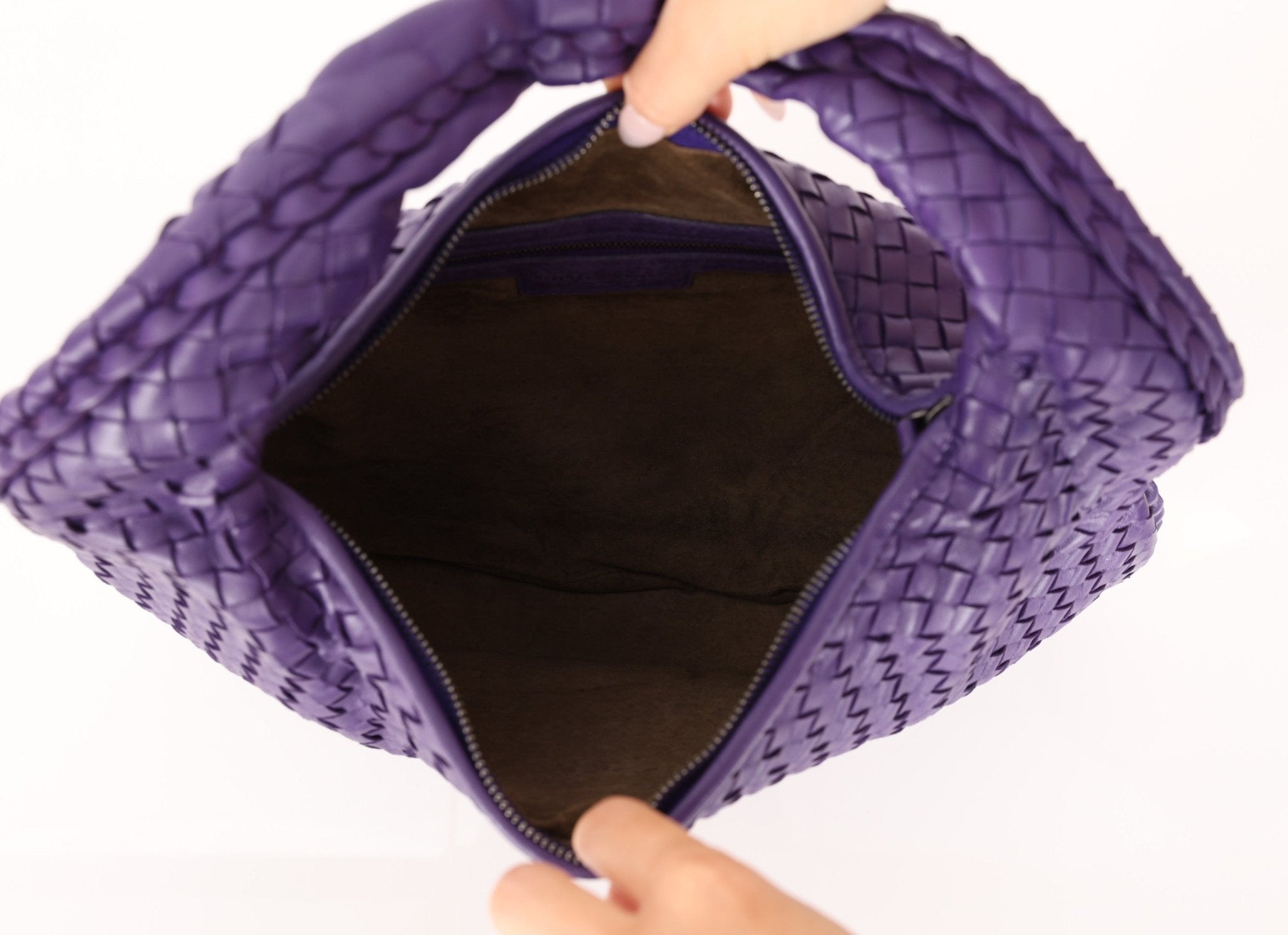 Bottega Veneta Ube Intrecciato Small Hobo - FashioNica