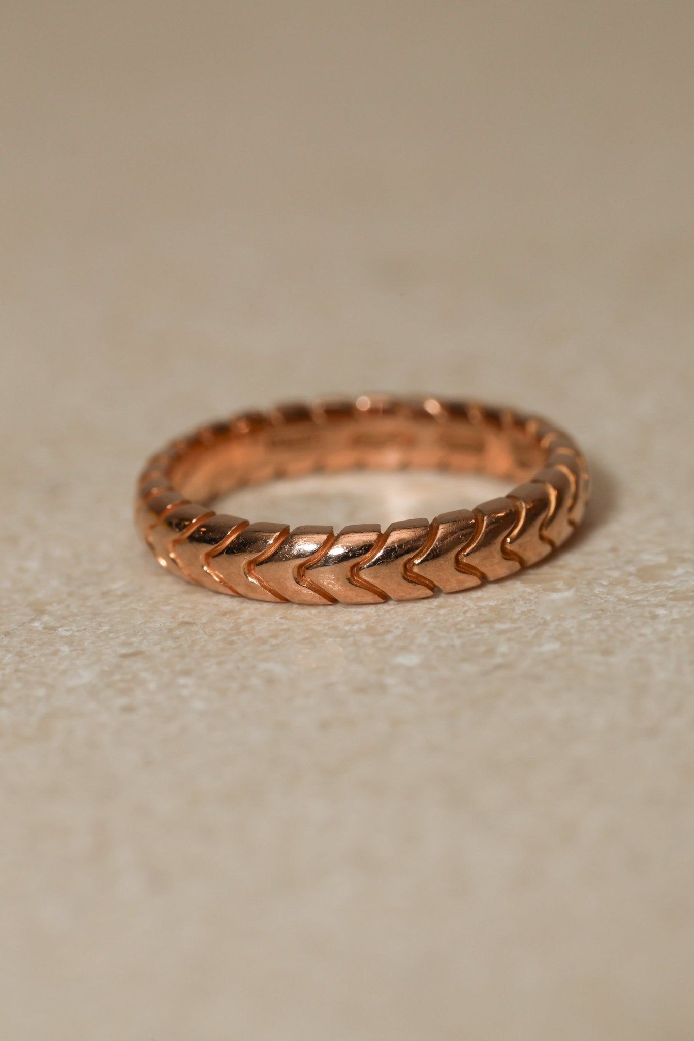 Bvlgari 18K RG Spiga Ring - FashioNica