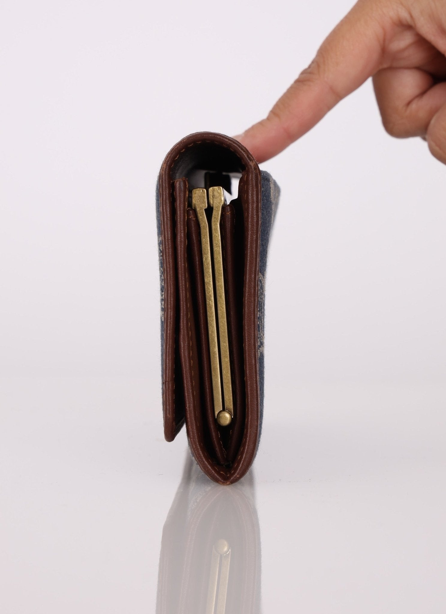 Celine Denim Triomphe Kisslock Wallet - FashioNica